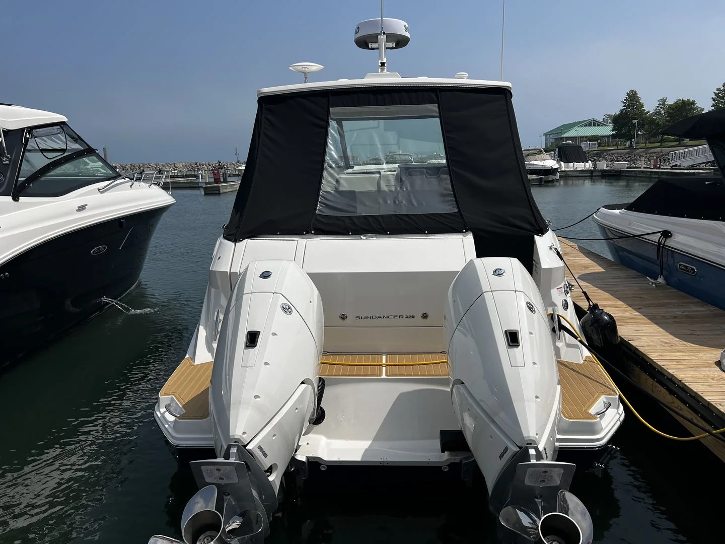 2026 Sea Ray Sundancer 320 Outboard Image Thumbnail #10