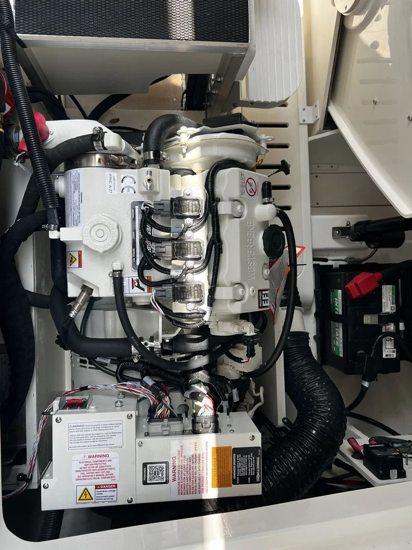 2026 Sea Ray Sundancer 320 Outboard Image Thumbnail #28