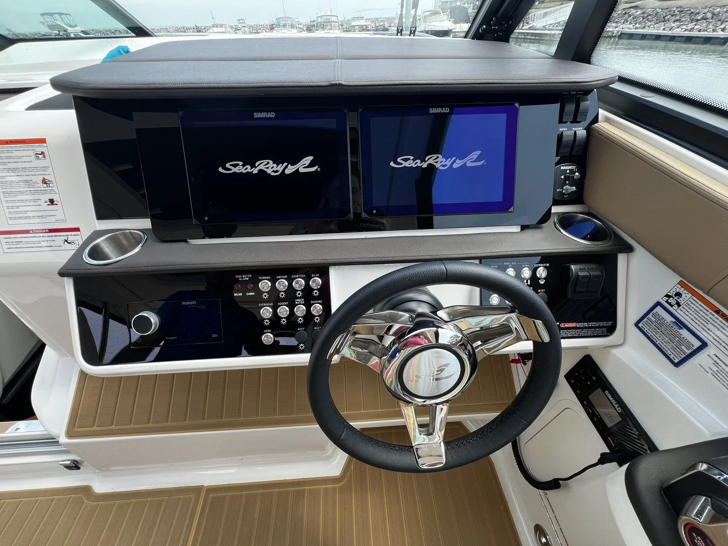 2026 Sea Ray Sundancer 320 Outboard Image Thumbnail #15