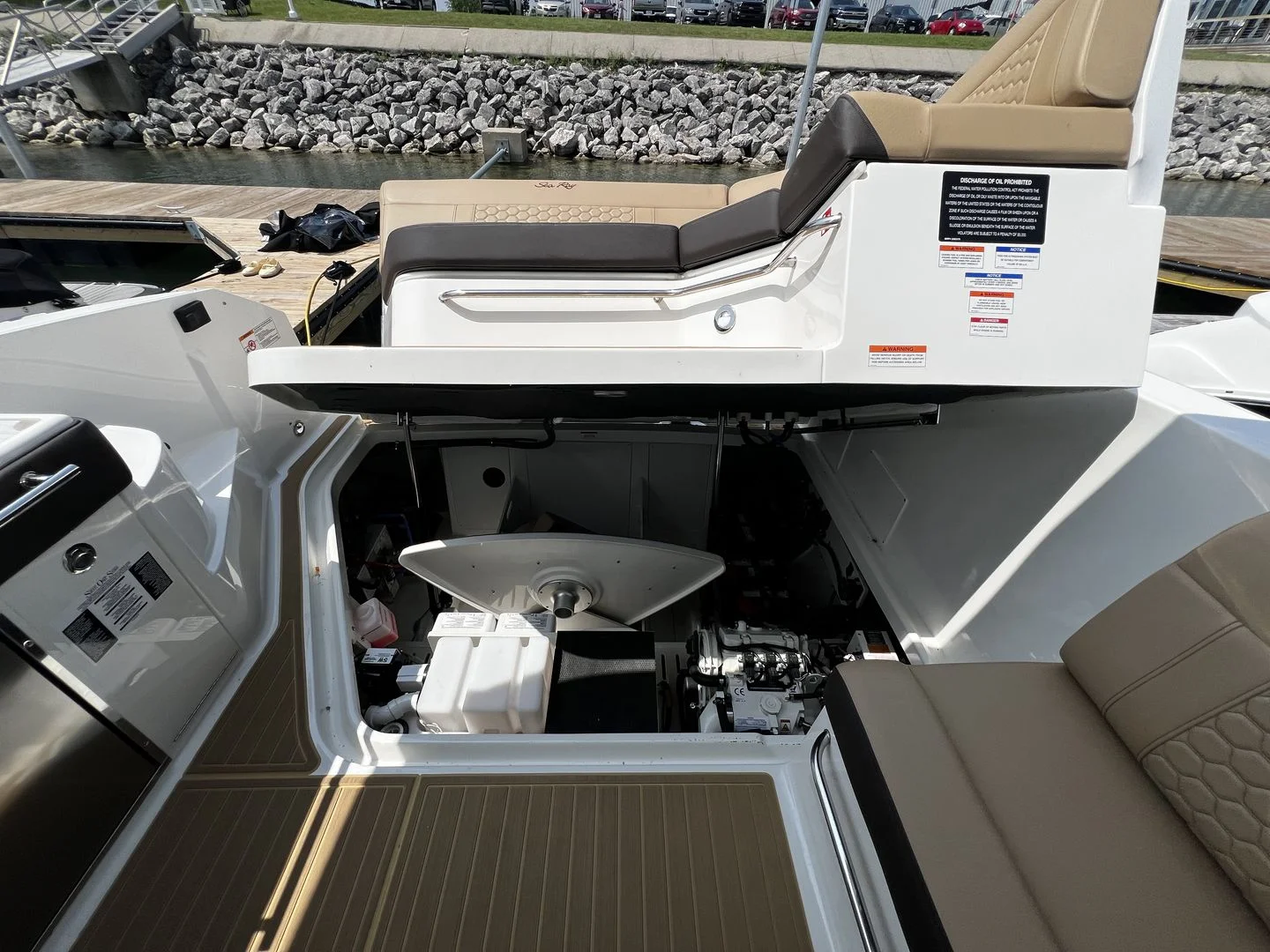 2026 Sea Ray Sundancer 320 Outboard Image Thumbnail #26