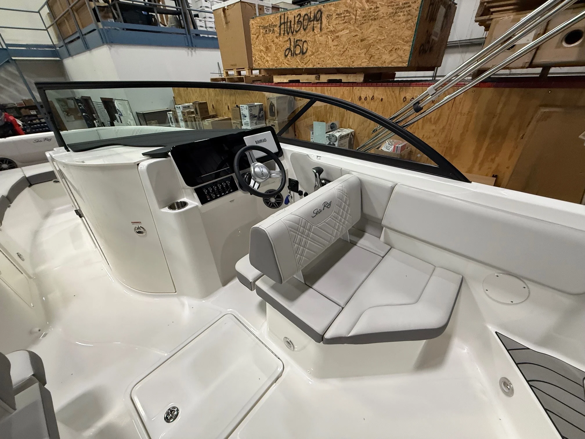 2026 Sea Ray SDX 230 Outboard Image Thumbnail #10