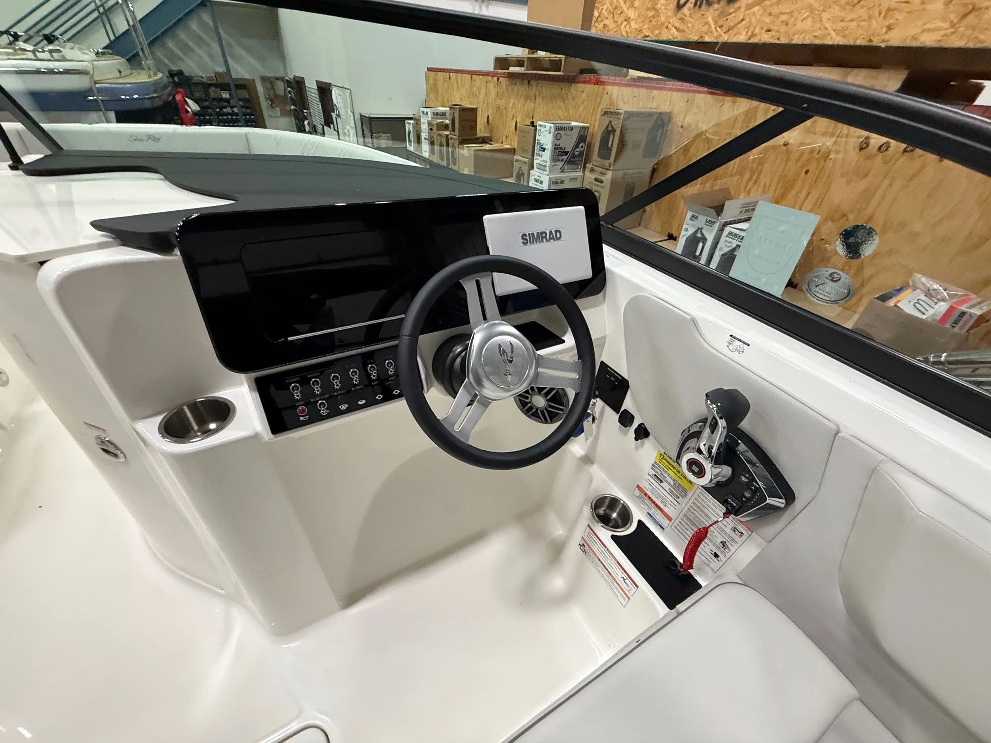 2026 Sea Ray SDX 230 Outboard Image Thumbnail #3