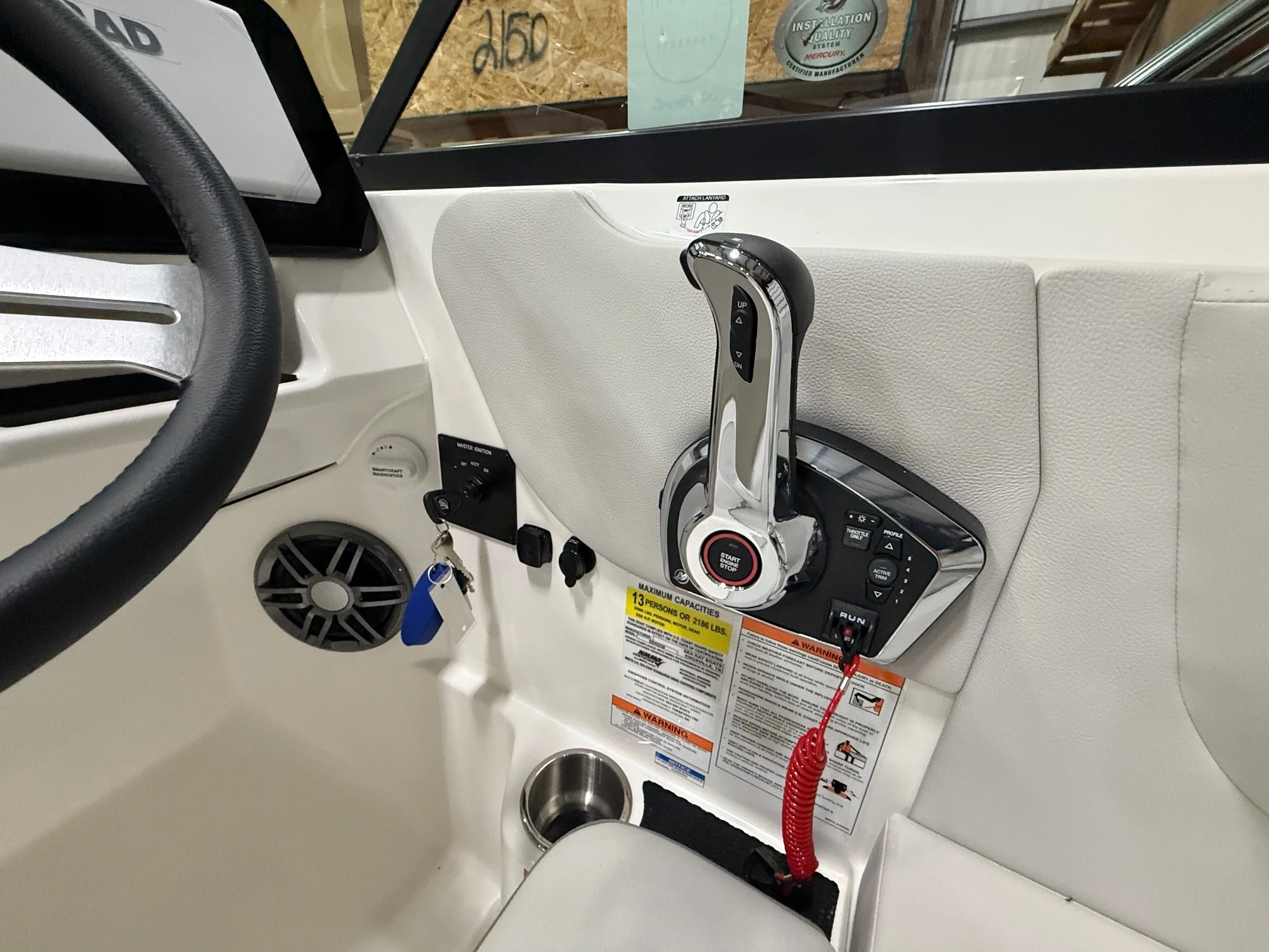 2026 Sea Ray SDX 230 Outboard Image Thumbnail #13