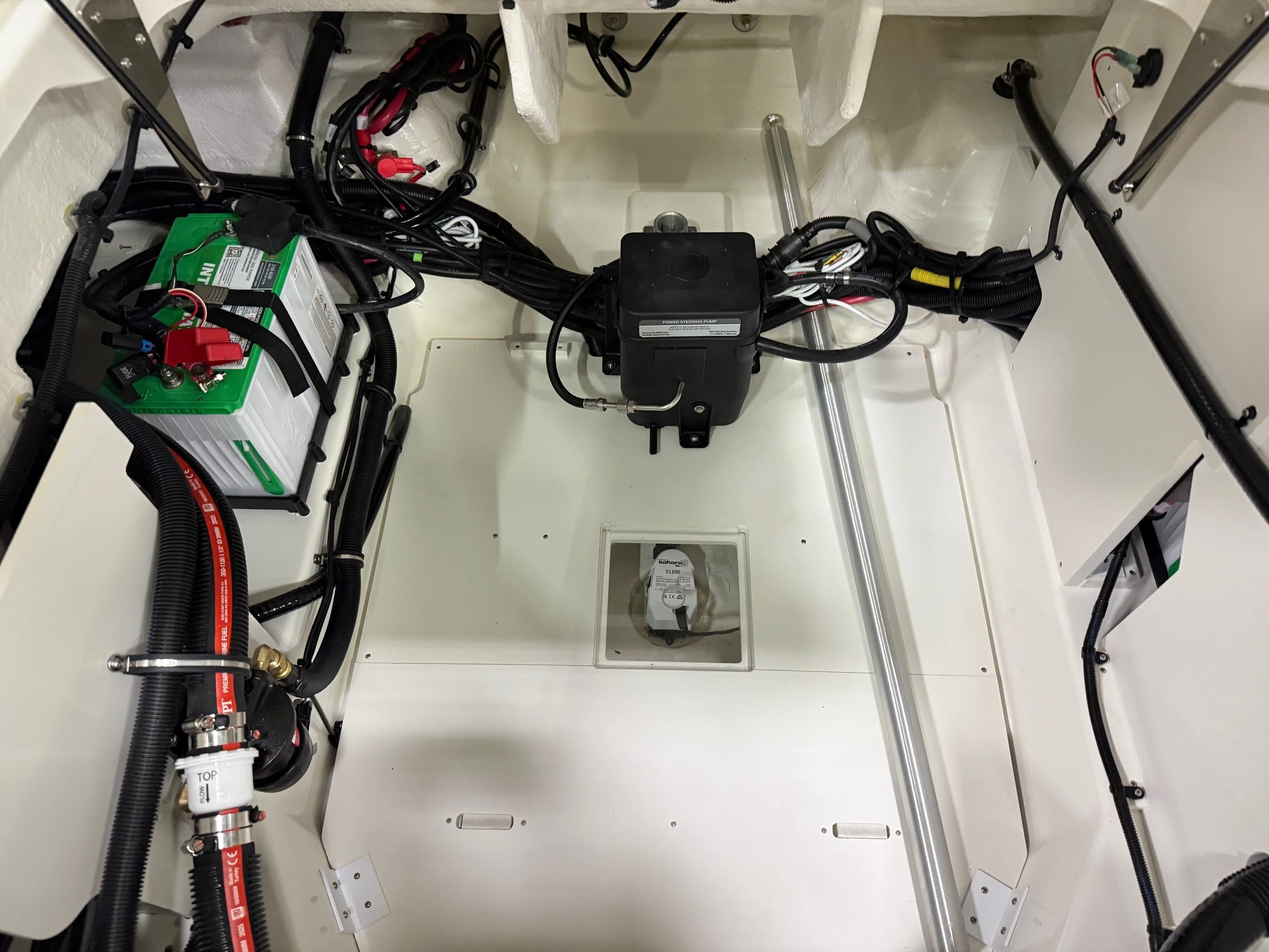 2026 Sea Ray SDX 230 Outboard Image Thumbnail #25