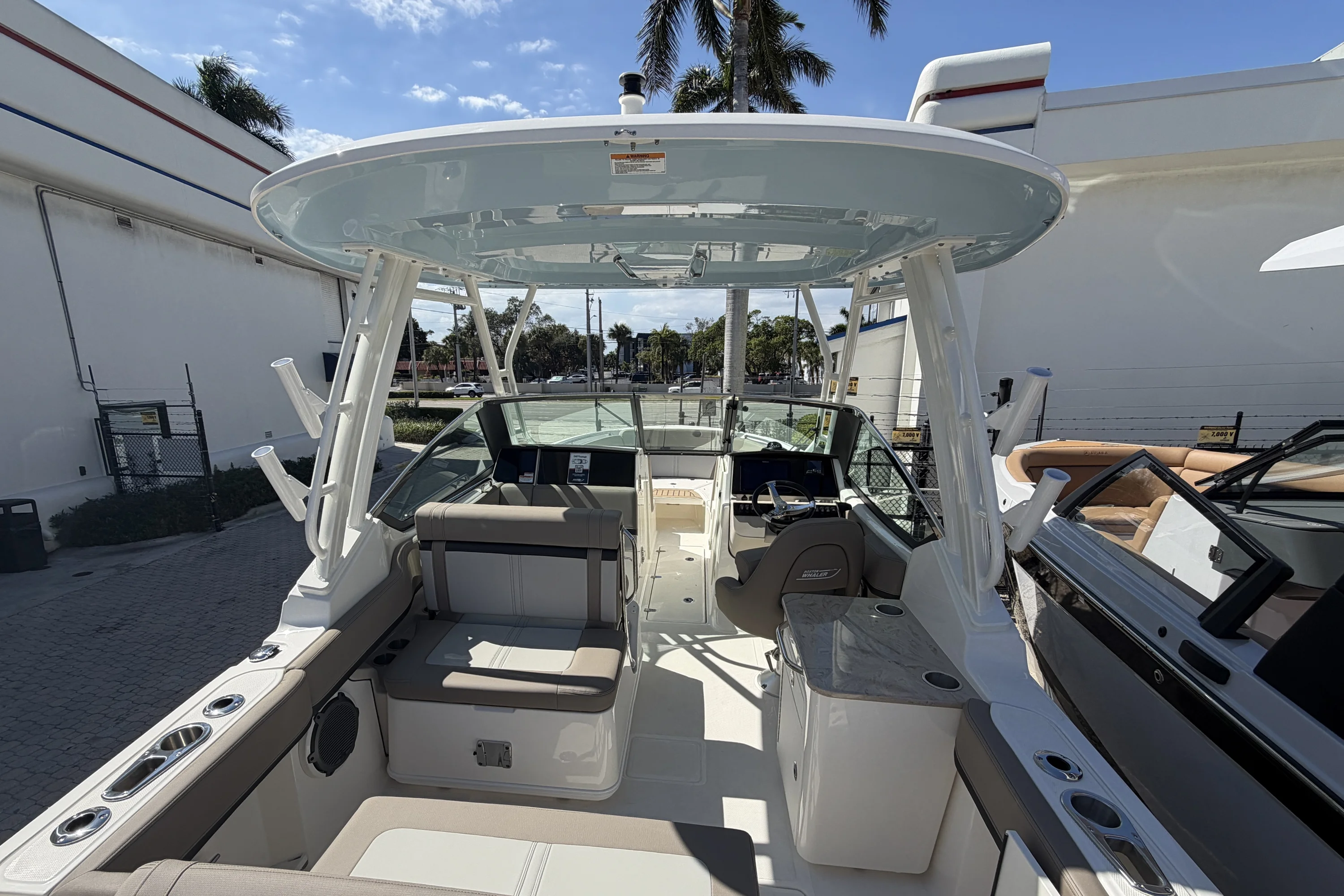 2026 Boston Whaler 240 Vantage Image Thumbnail #5