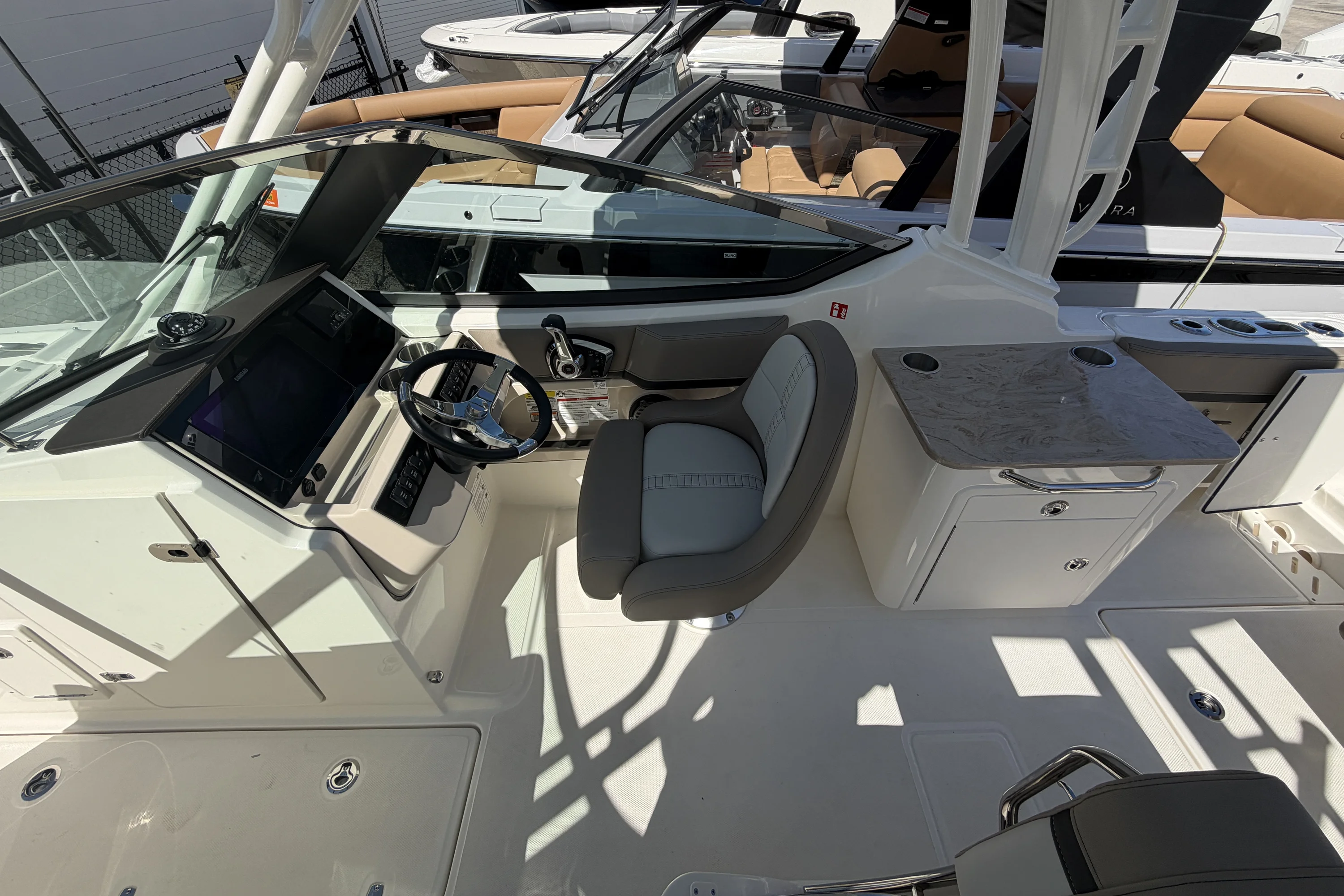 2026 Boston Whaler 240 Vantage Image Thumbnail #12