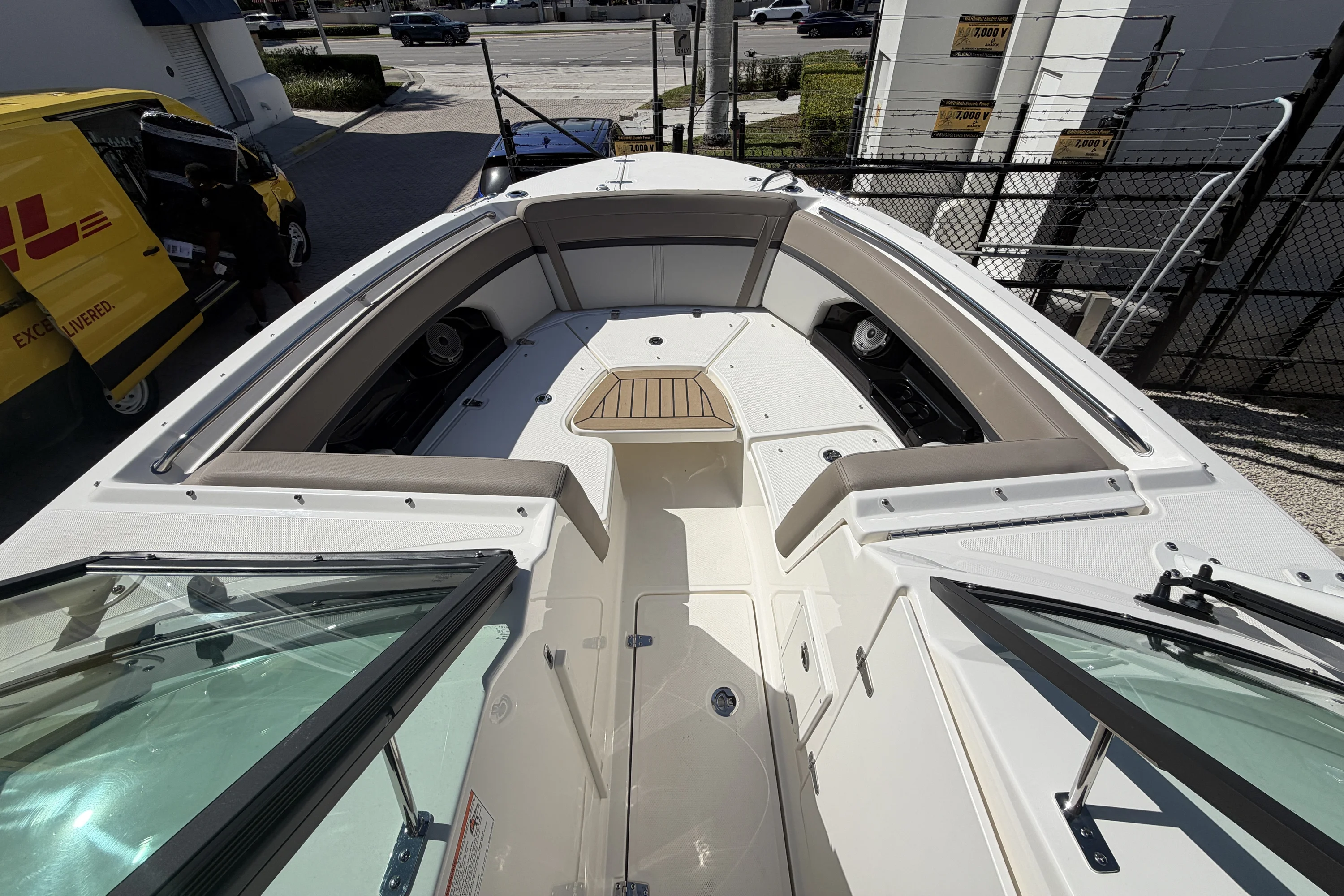 2026 Boston Whaler 240 Vantage Image Thumbnail #15