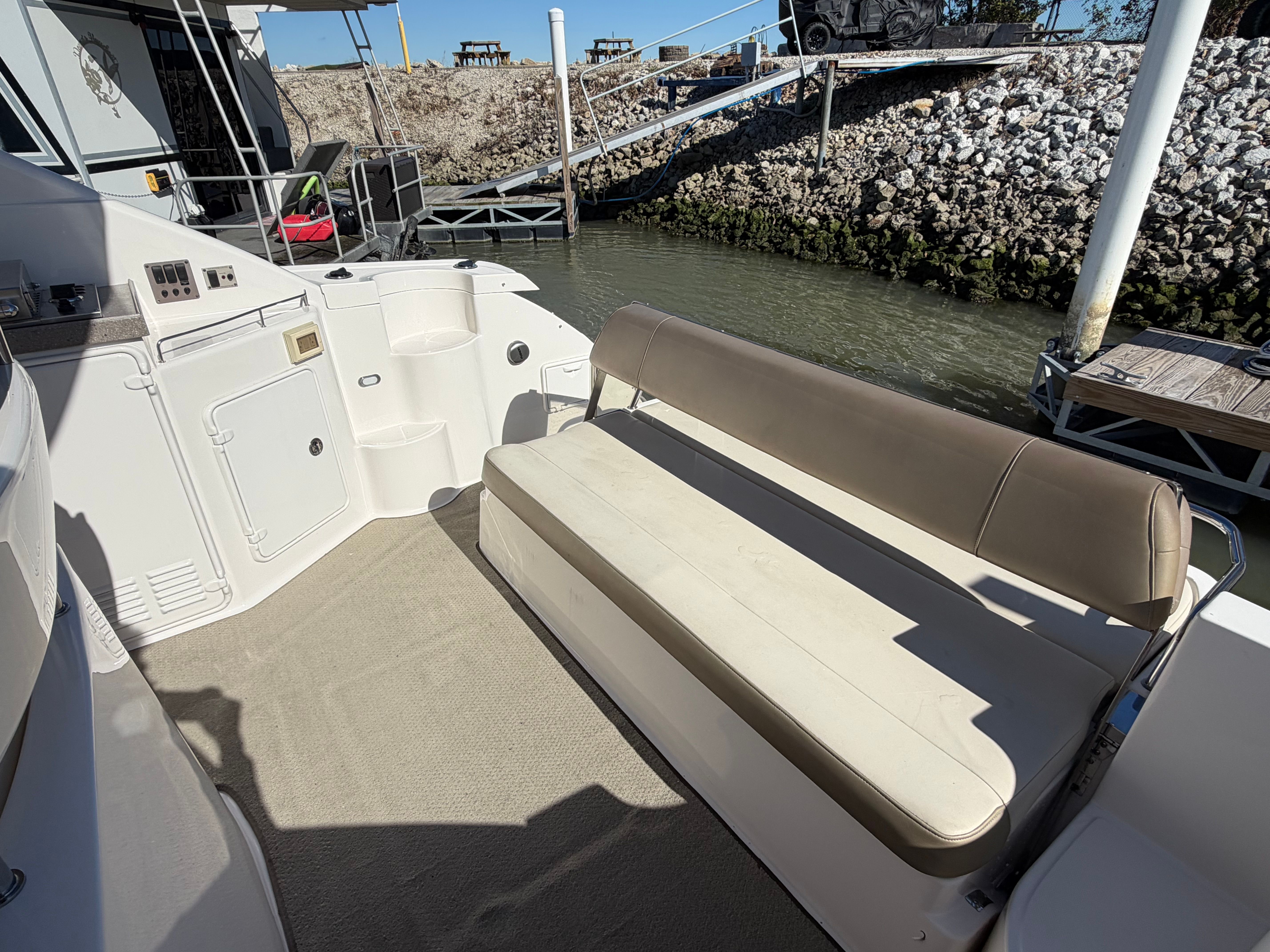 2010 Regal 3760 COMMODORE Image Thumbnail #20