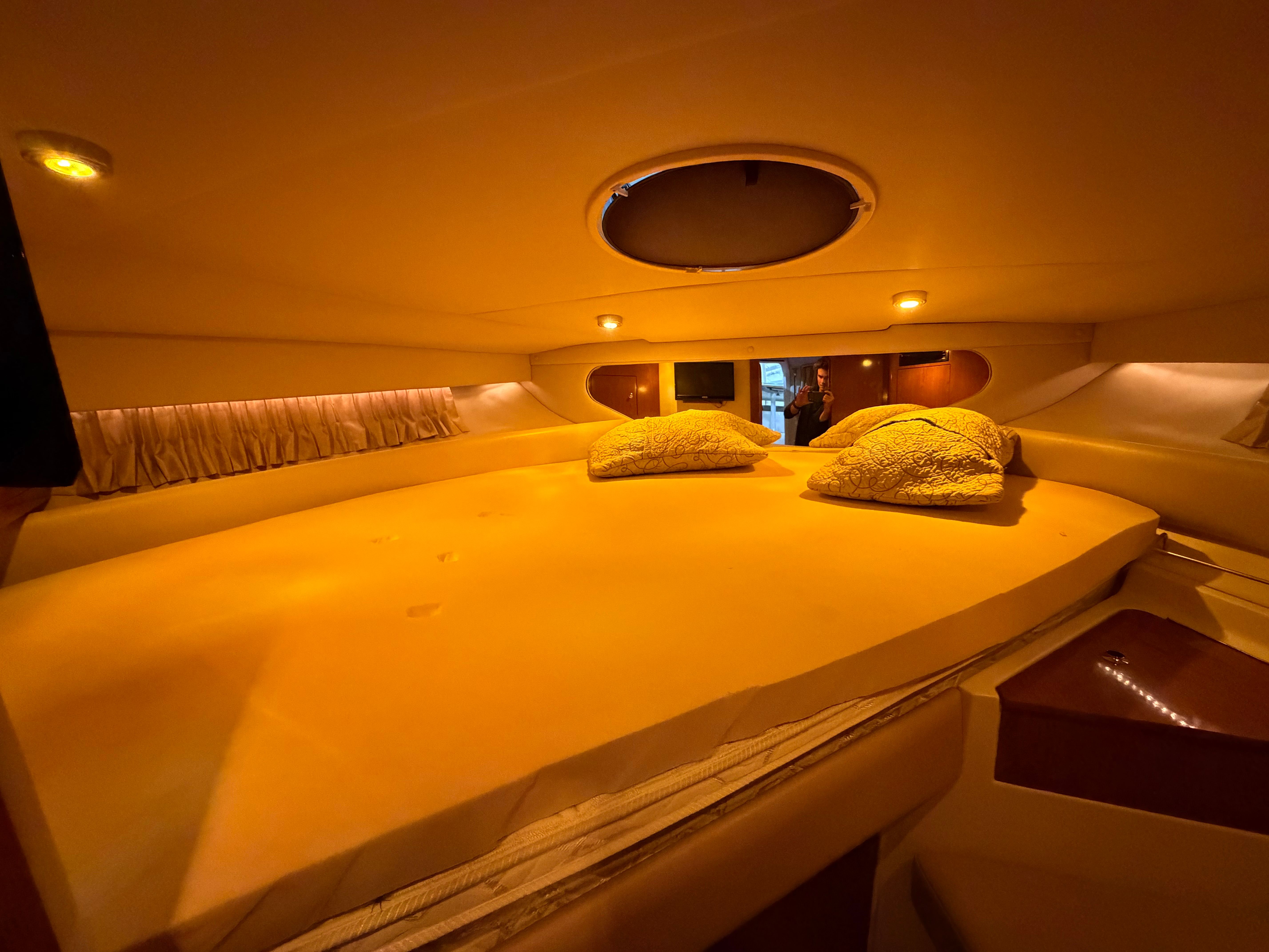 2010 Regal 3760 COMMODORE Image Thumbnail #26