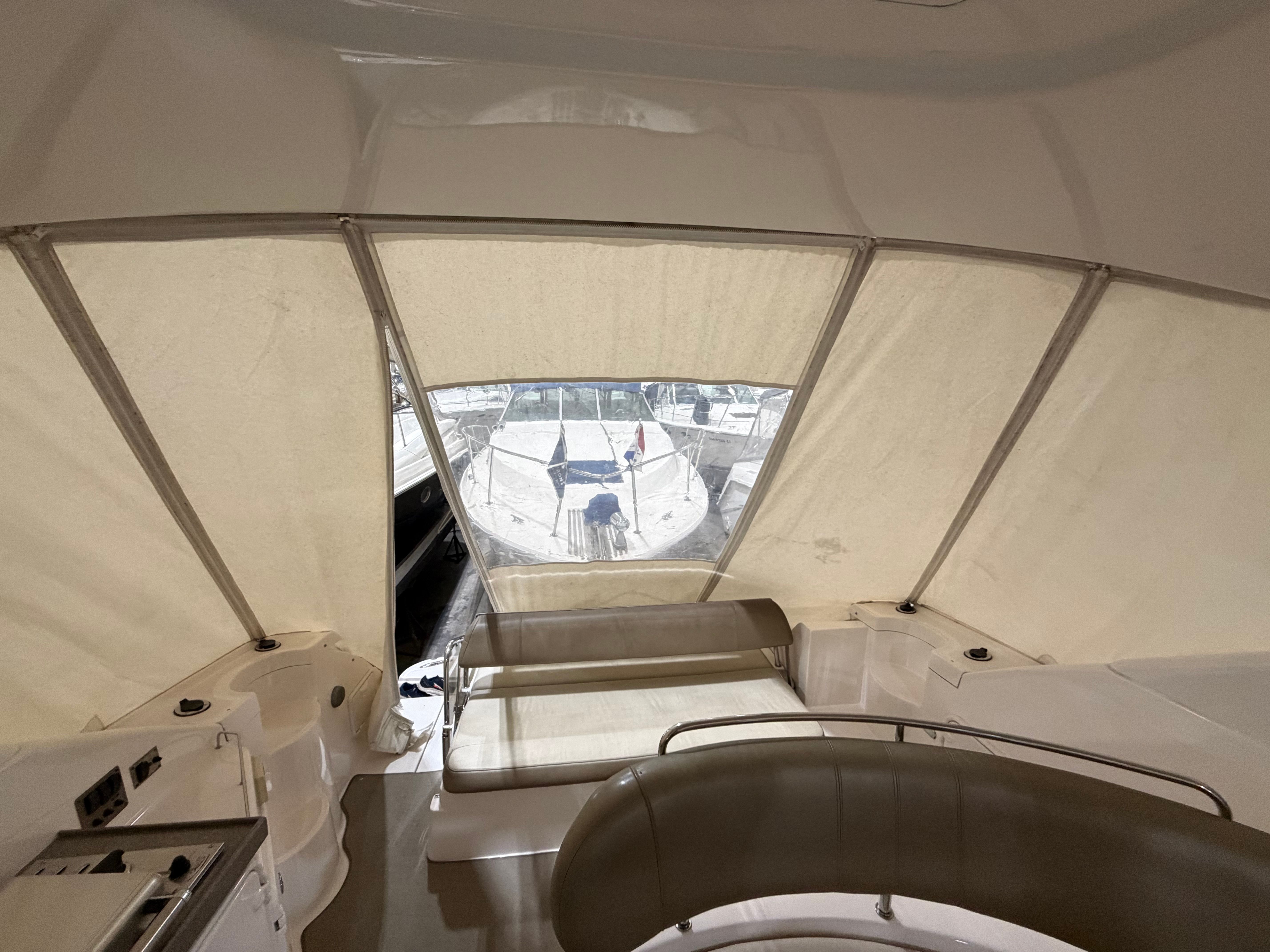 2010 Regal 3760 COMMODORE Image Thumbnail #32