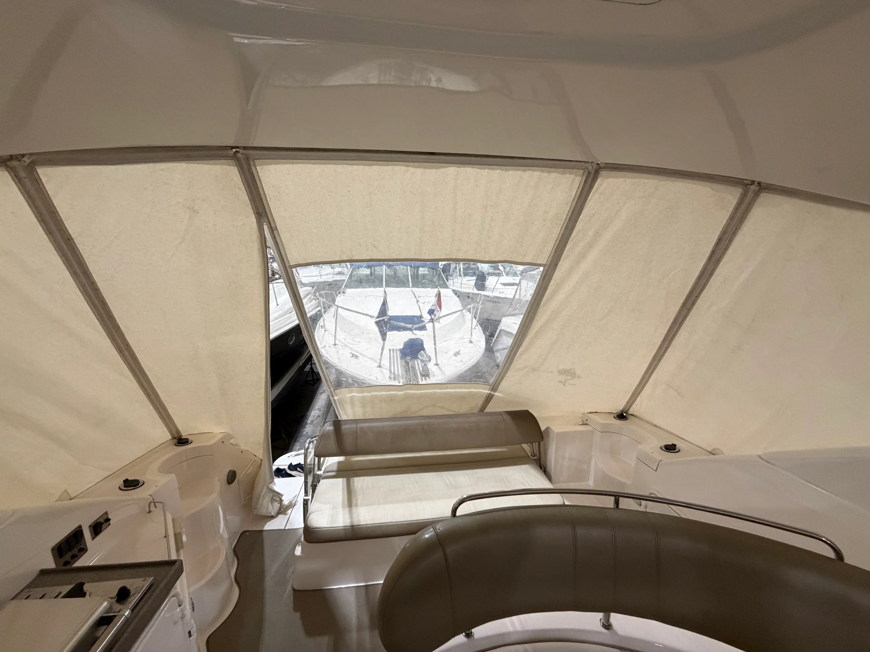 2010 Regal 3760 COMMODORE Image Thumbnail #32