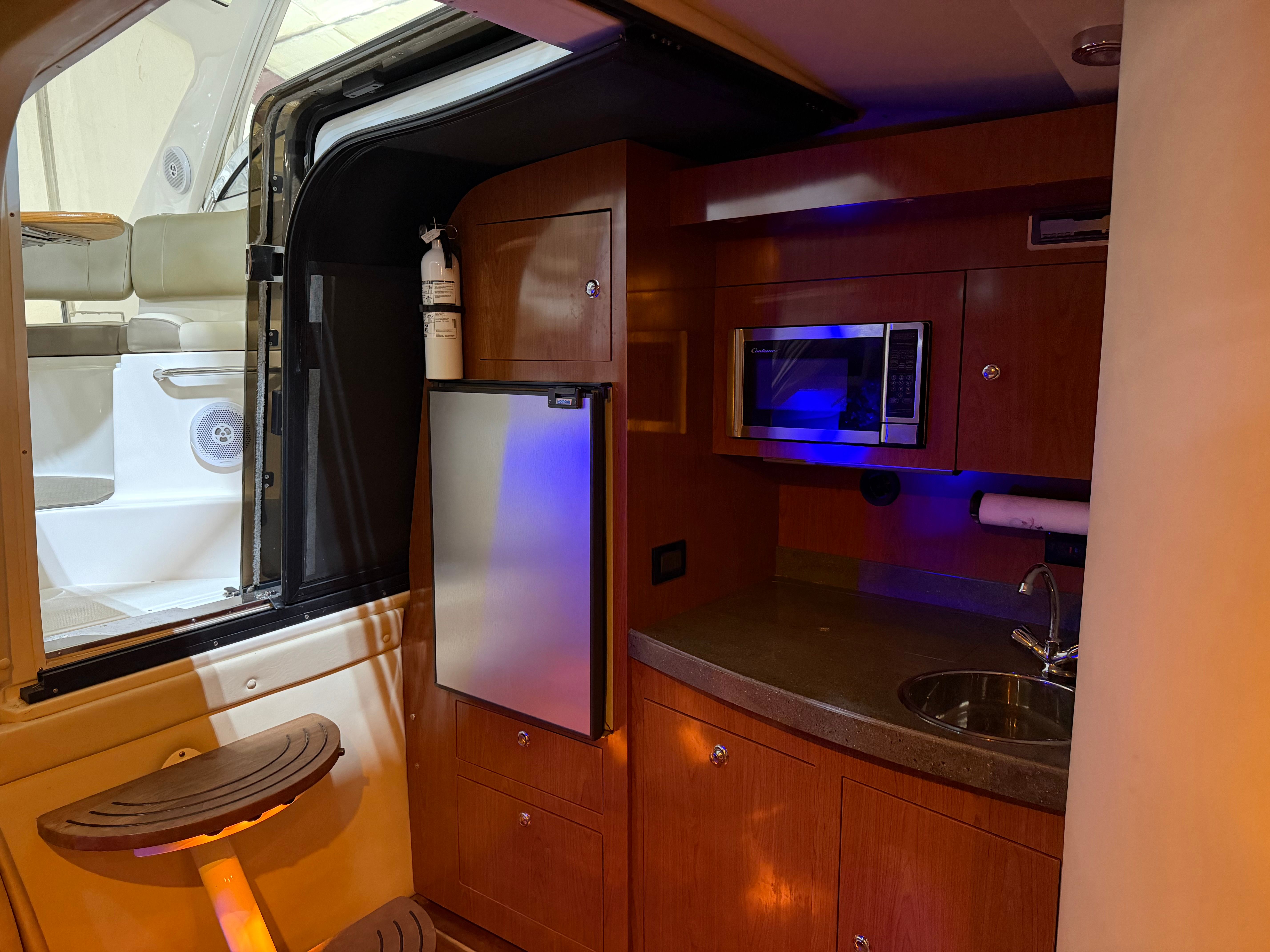 2010 Regal 3760 COMMODORE Image Thumbnail #29