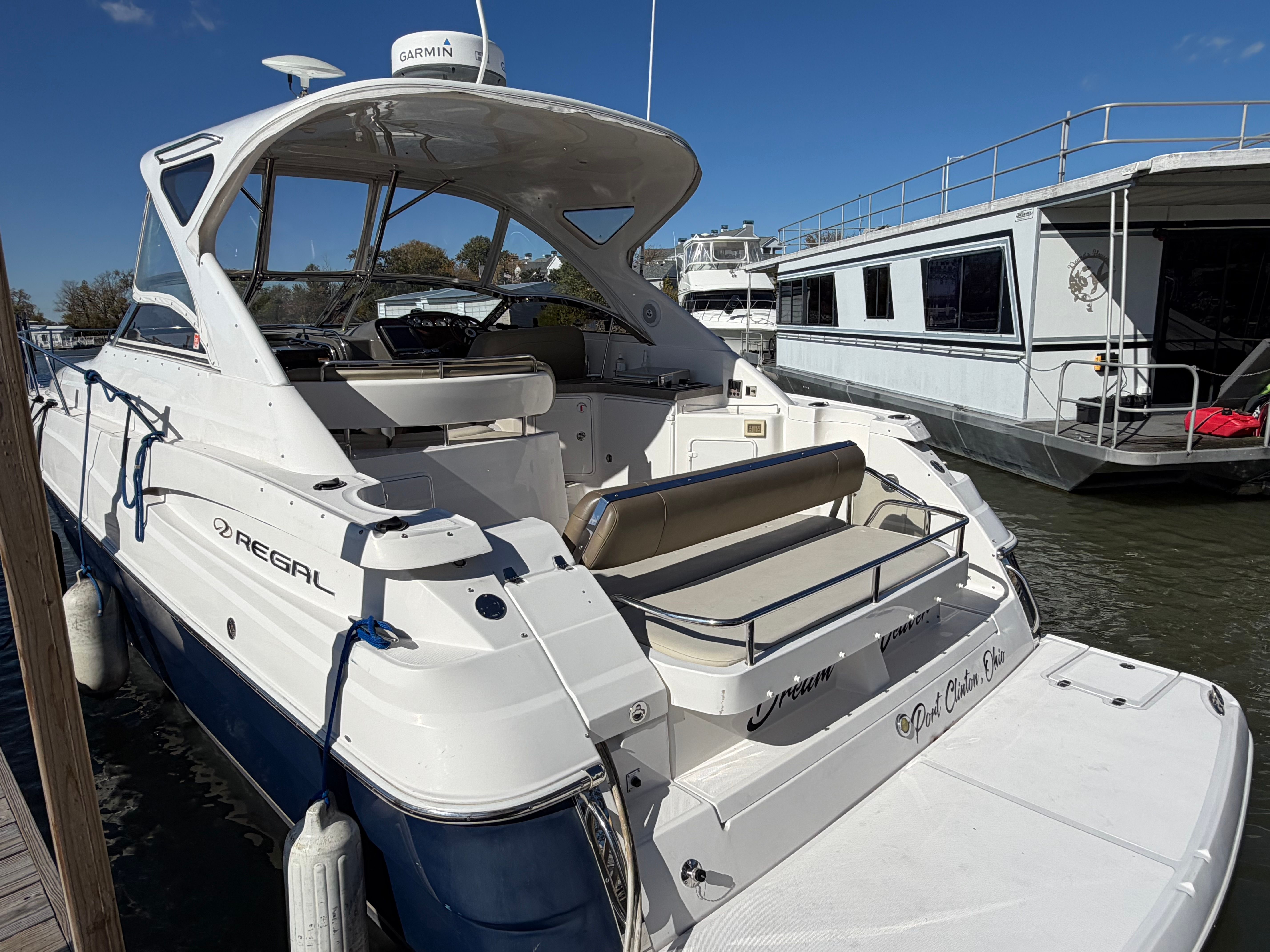 2010 Regal 3760 COMMODORE Image Thumbnail #6