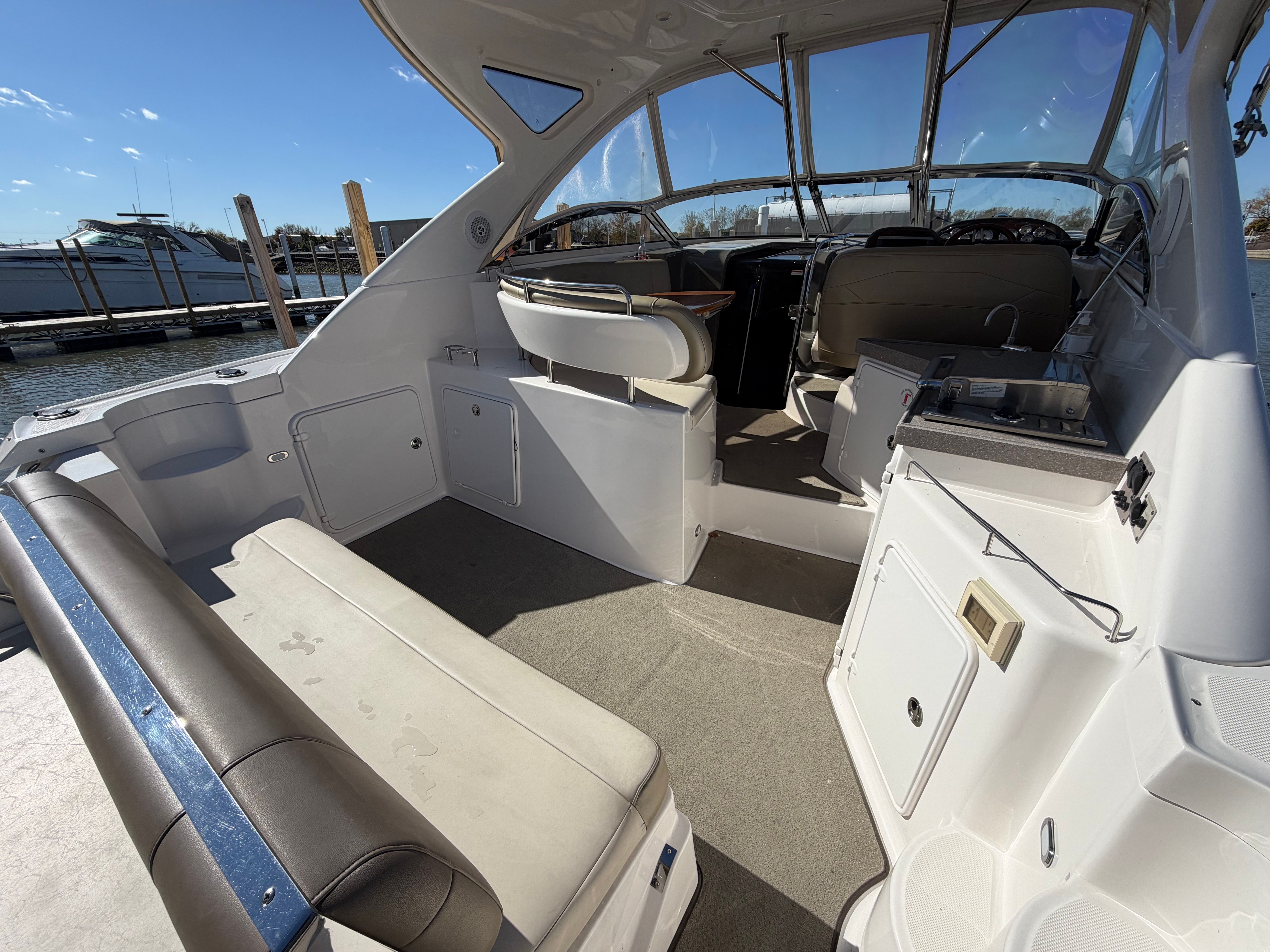 2010 Regal 3760 COMMODORE Image Thumbnail #21