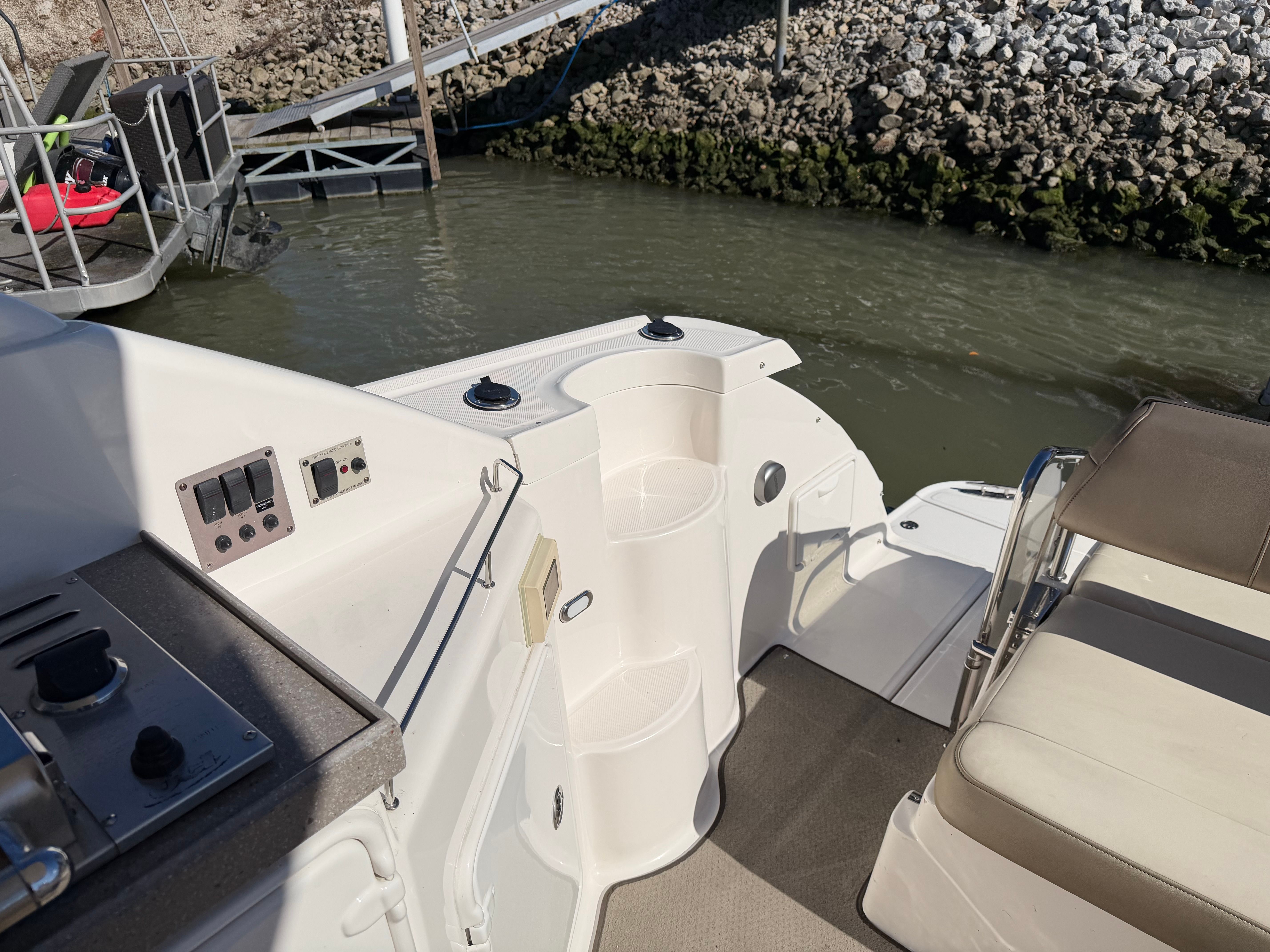 2010 Regal 3760 COMMODORE Image Thumbnail #8