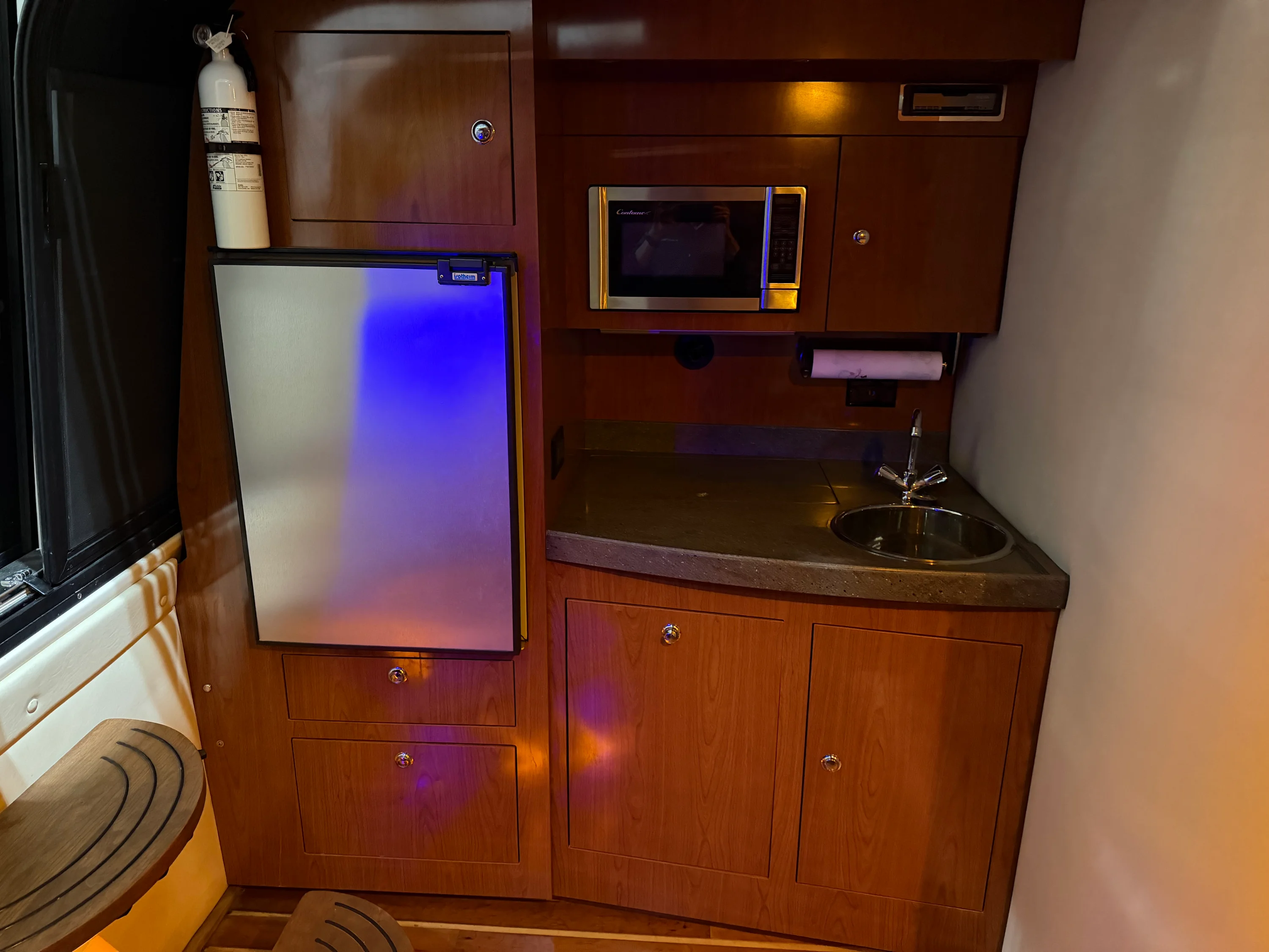 2010 Regal 3760 COMMODORE Image Thumbnail #24