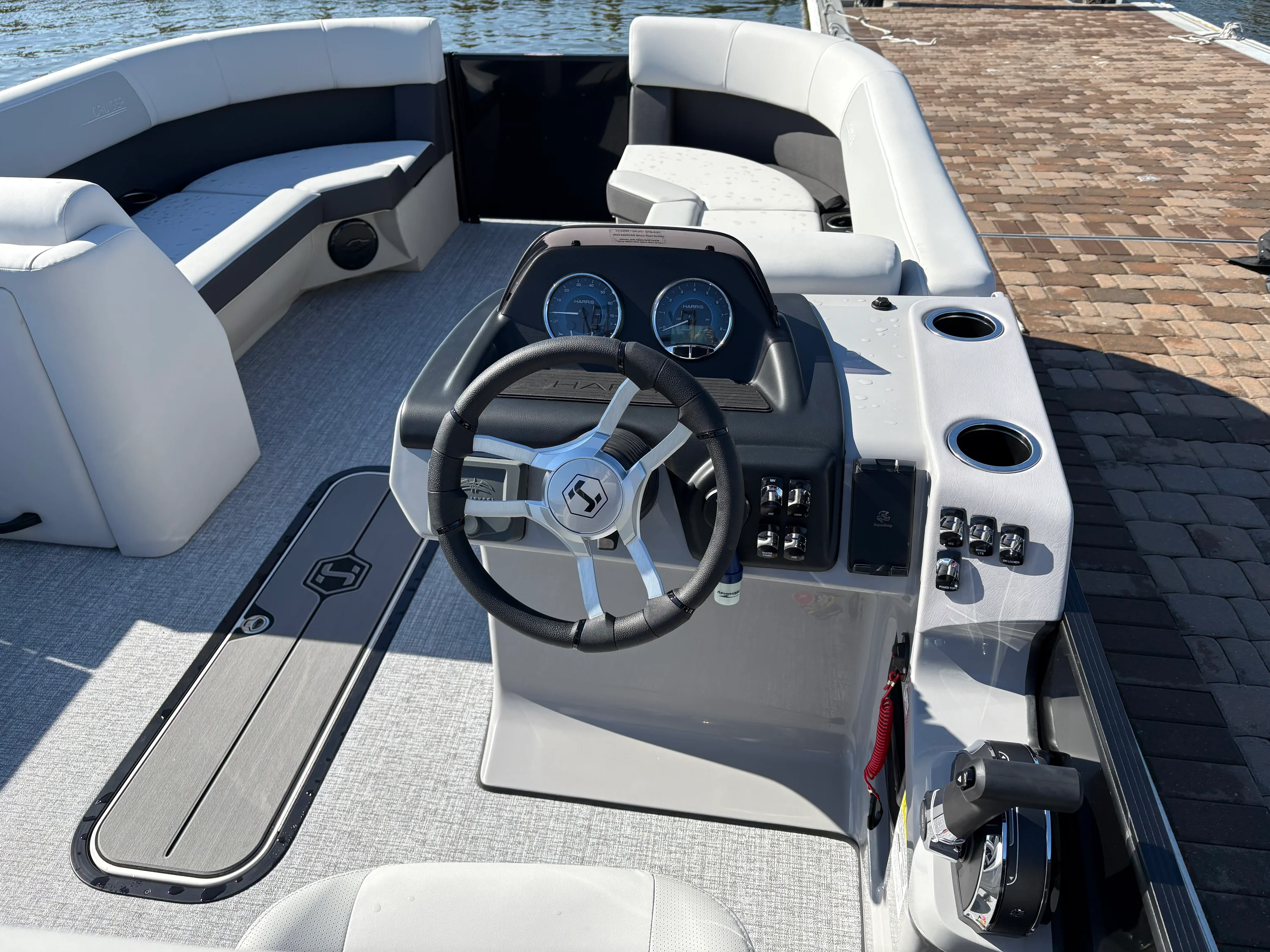 2026 Harris Cruiser 230 Image Thumbnail #12