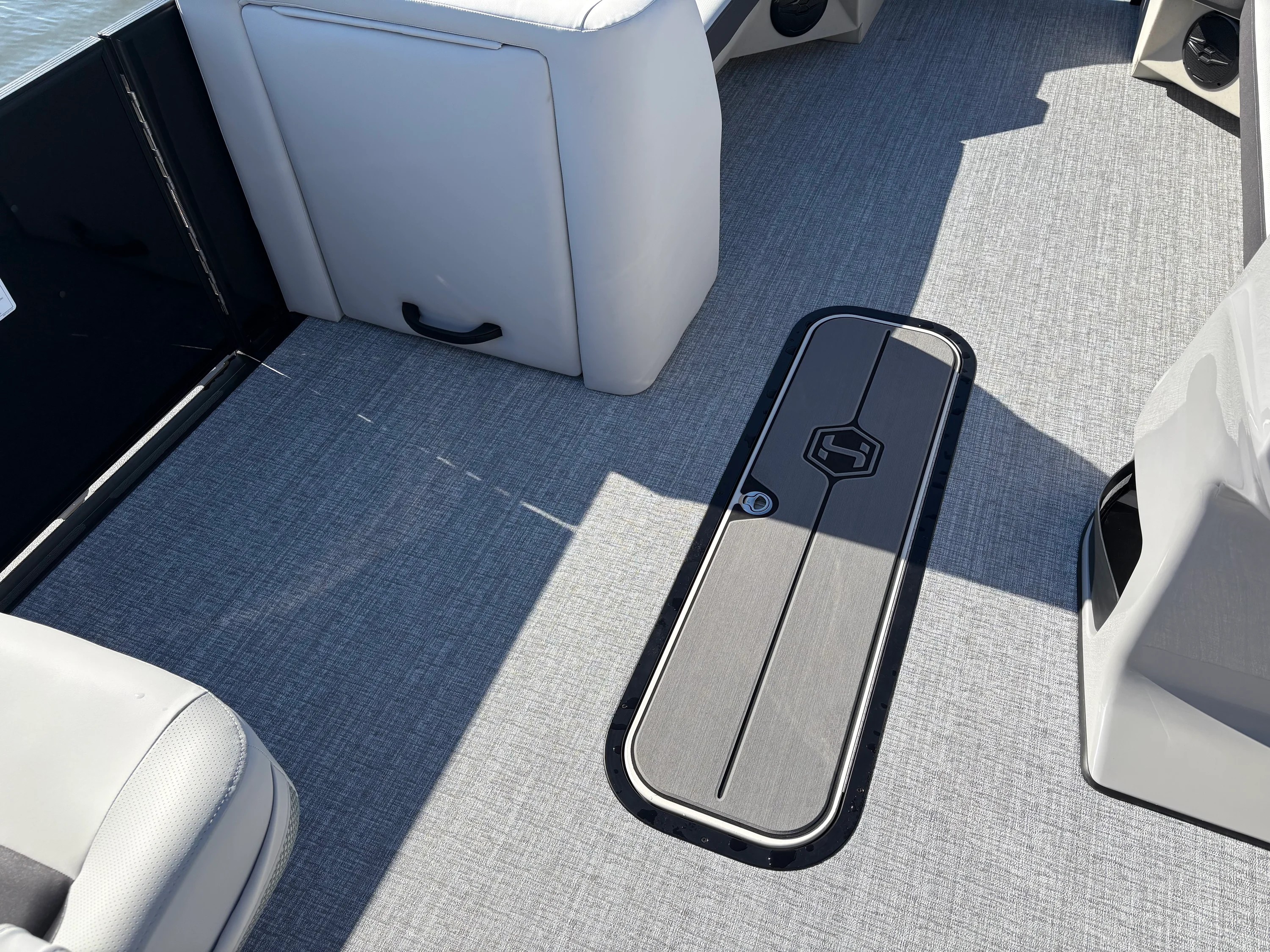 2026 Harris Cruiser 230 Image Thumbnail #15