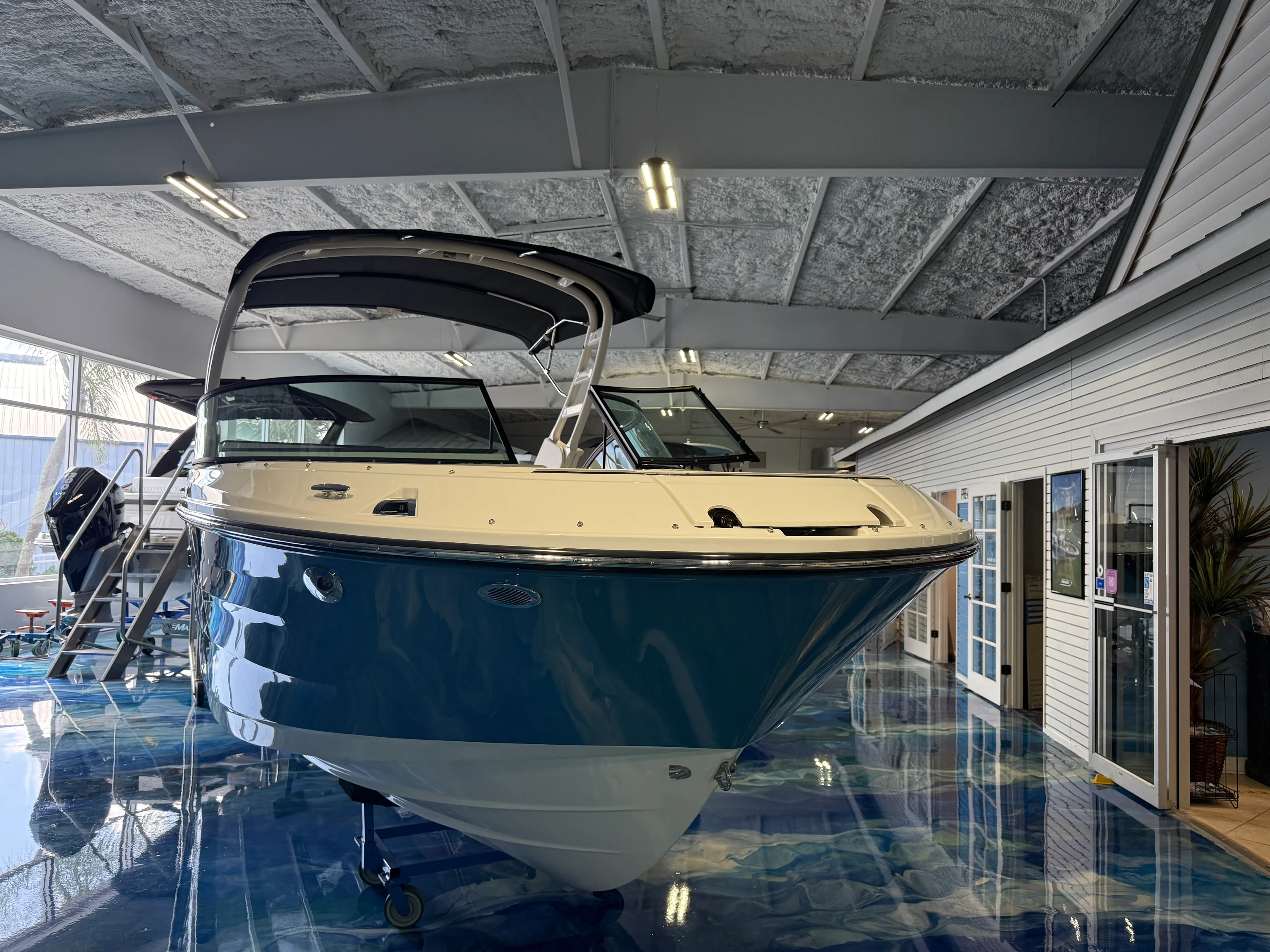 2026 Sea Ray SDX 230 Outboard Image Thumbnail #1