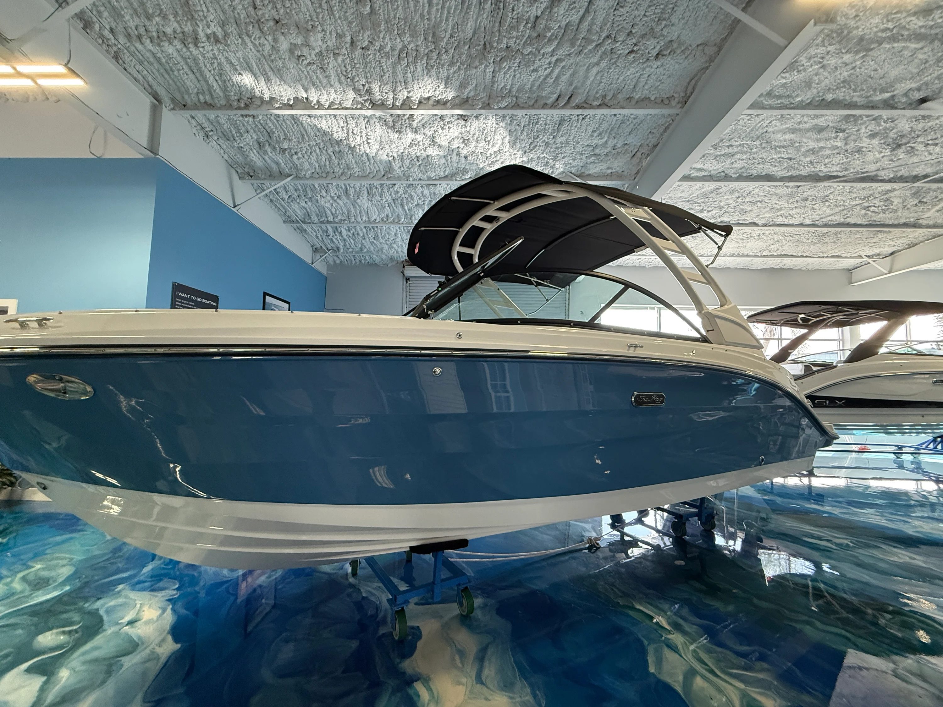 2026 Sea Ray SDX 230 Outboard Image Thumbnail #2