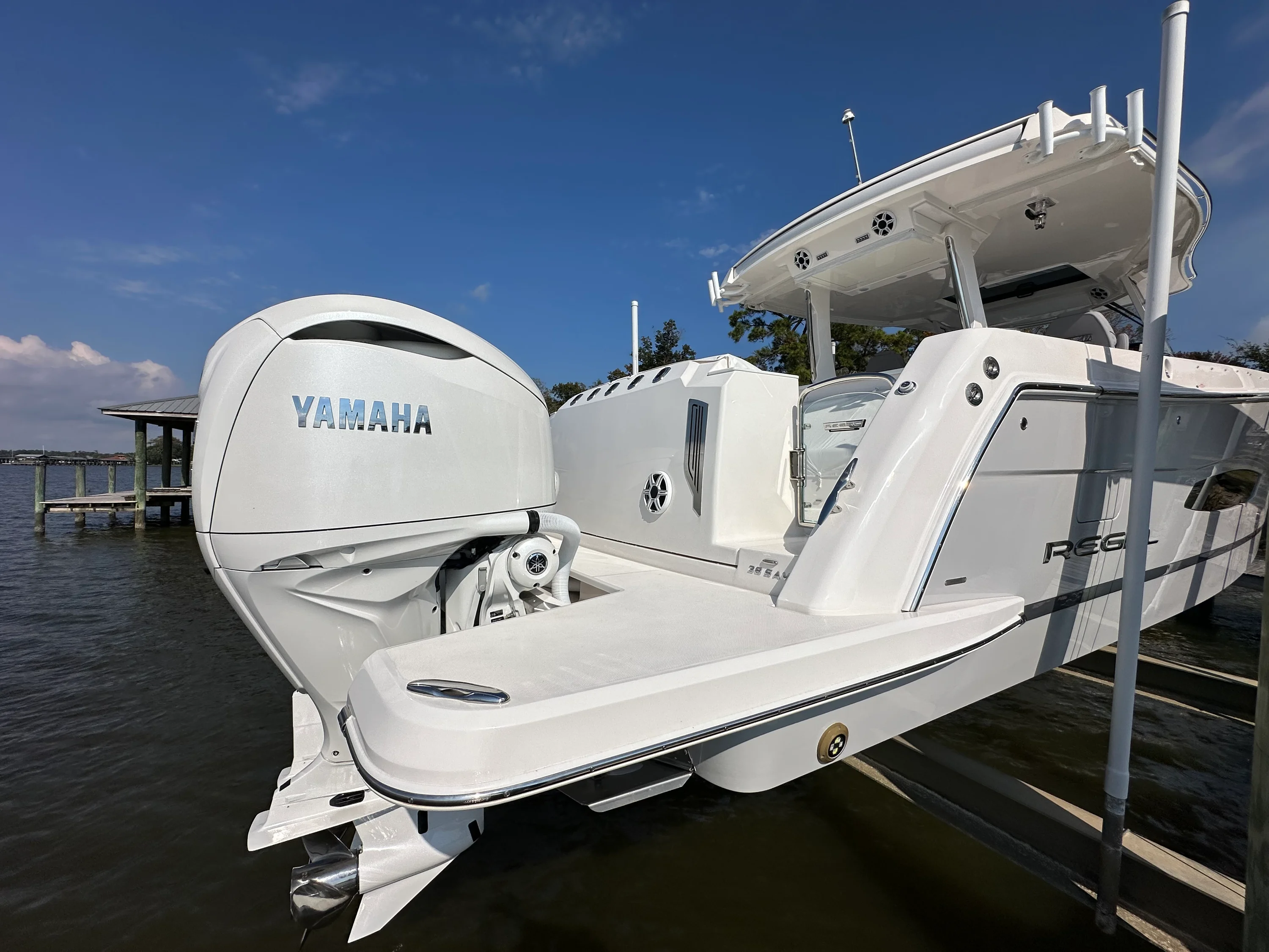 2026 Regal 38 SAV Image Thumbnail #9