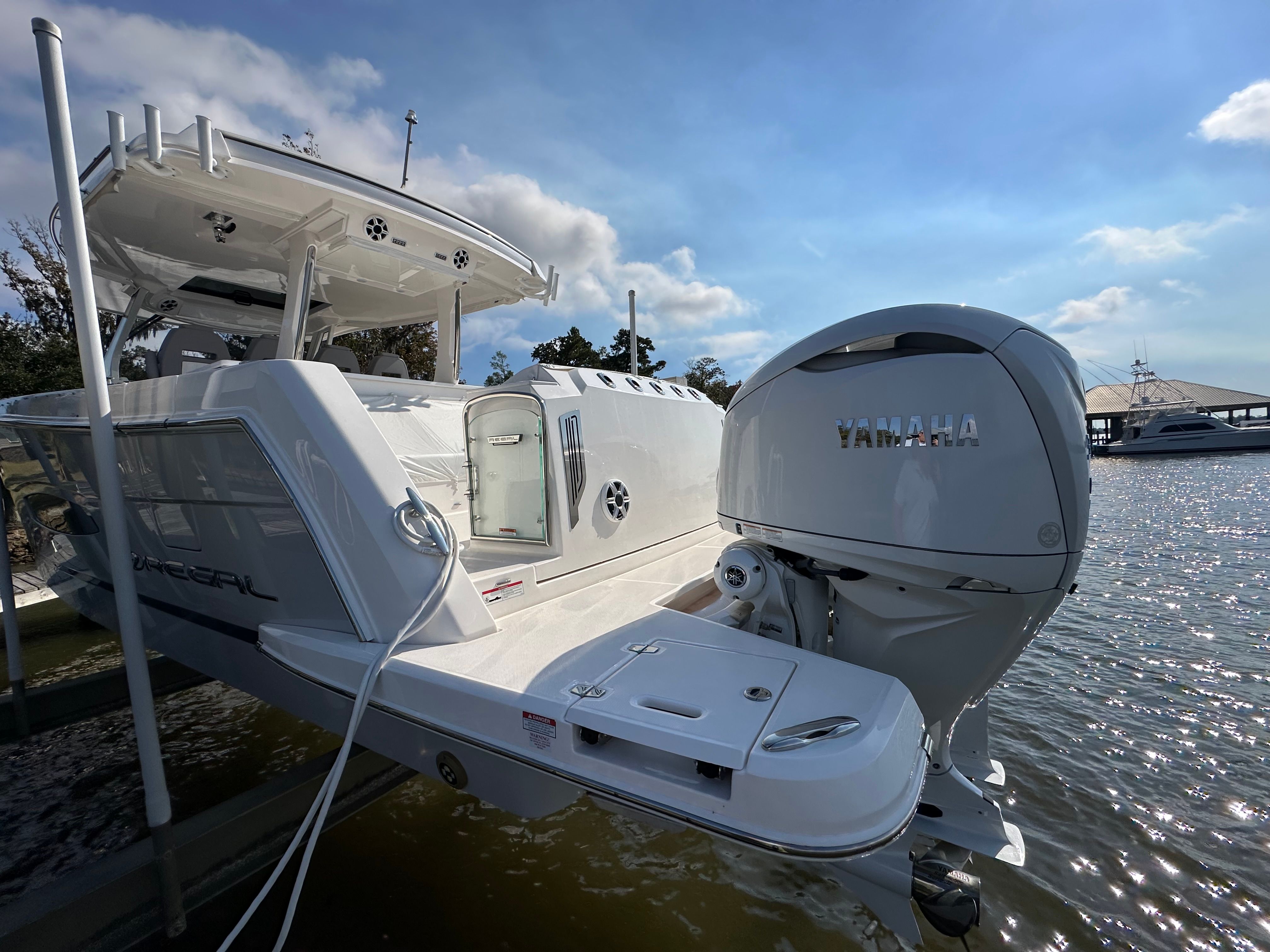 2026 Regal 38 SAV Image Thumbnail #8