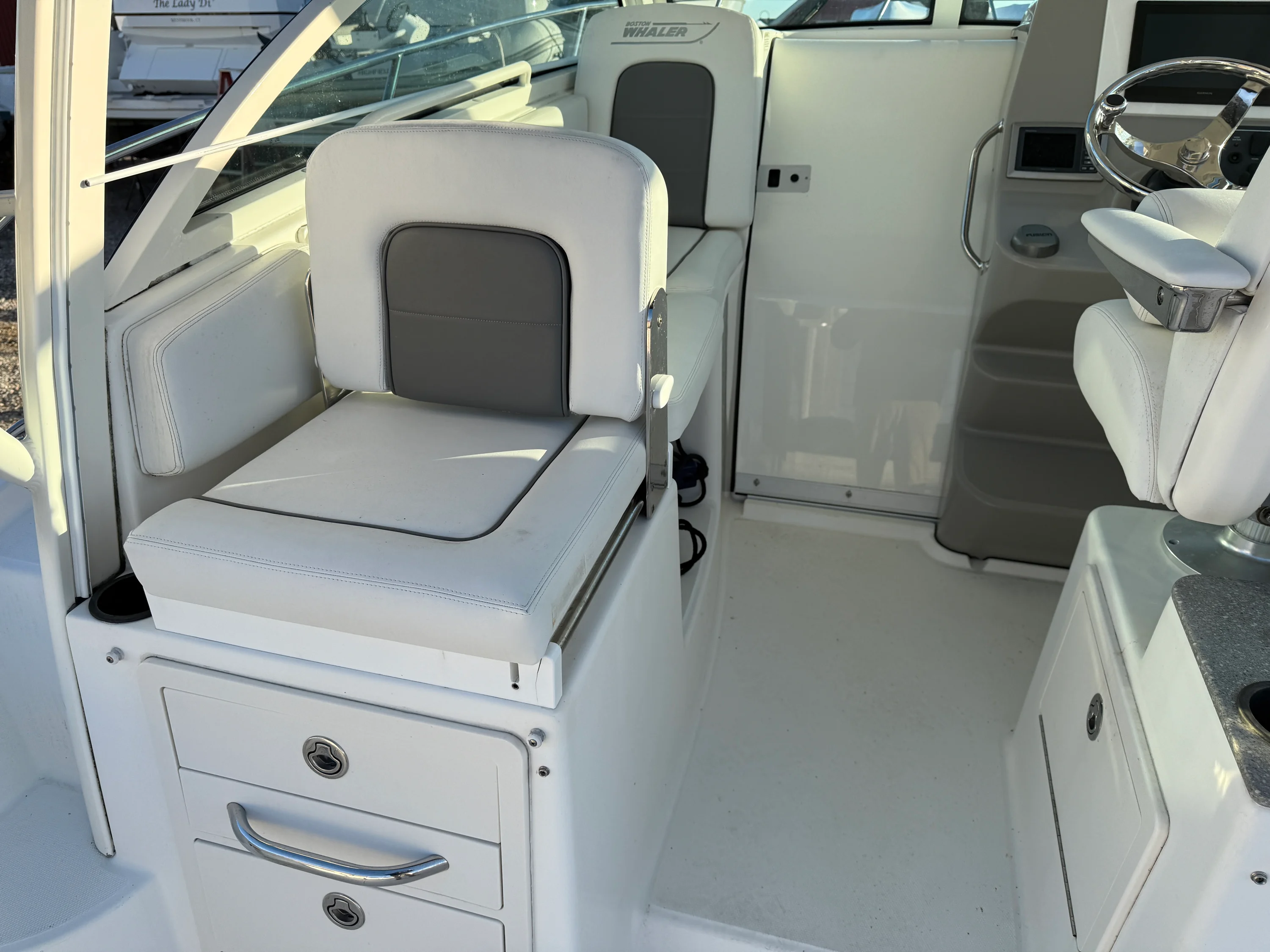 2013 Boston Whaler 285 CONQUEST Image Thumbnail #14