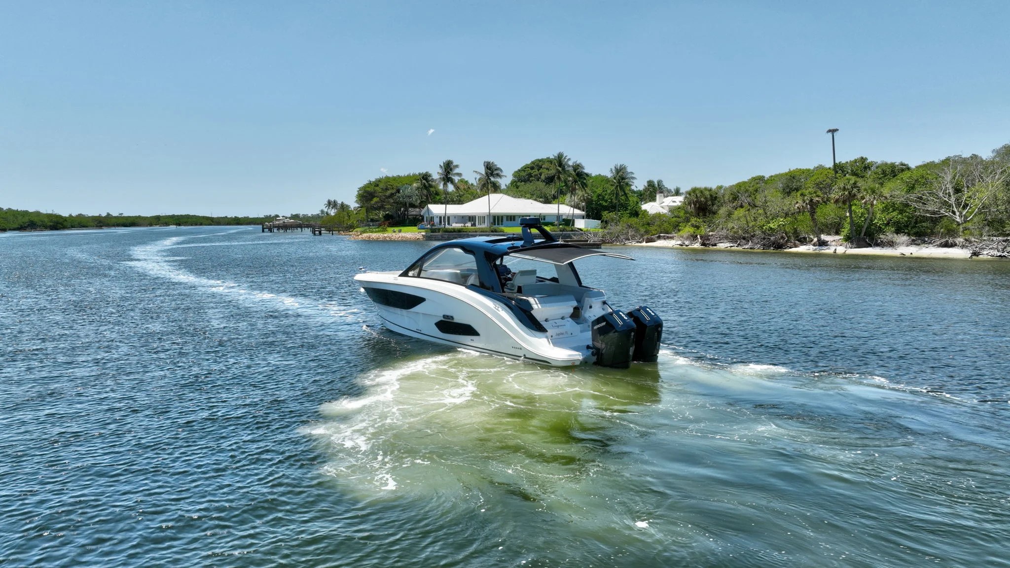 2024 Sea Ray 370 SUNDANCER OUTBOARD Image Thumbnail #0