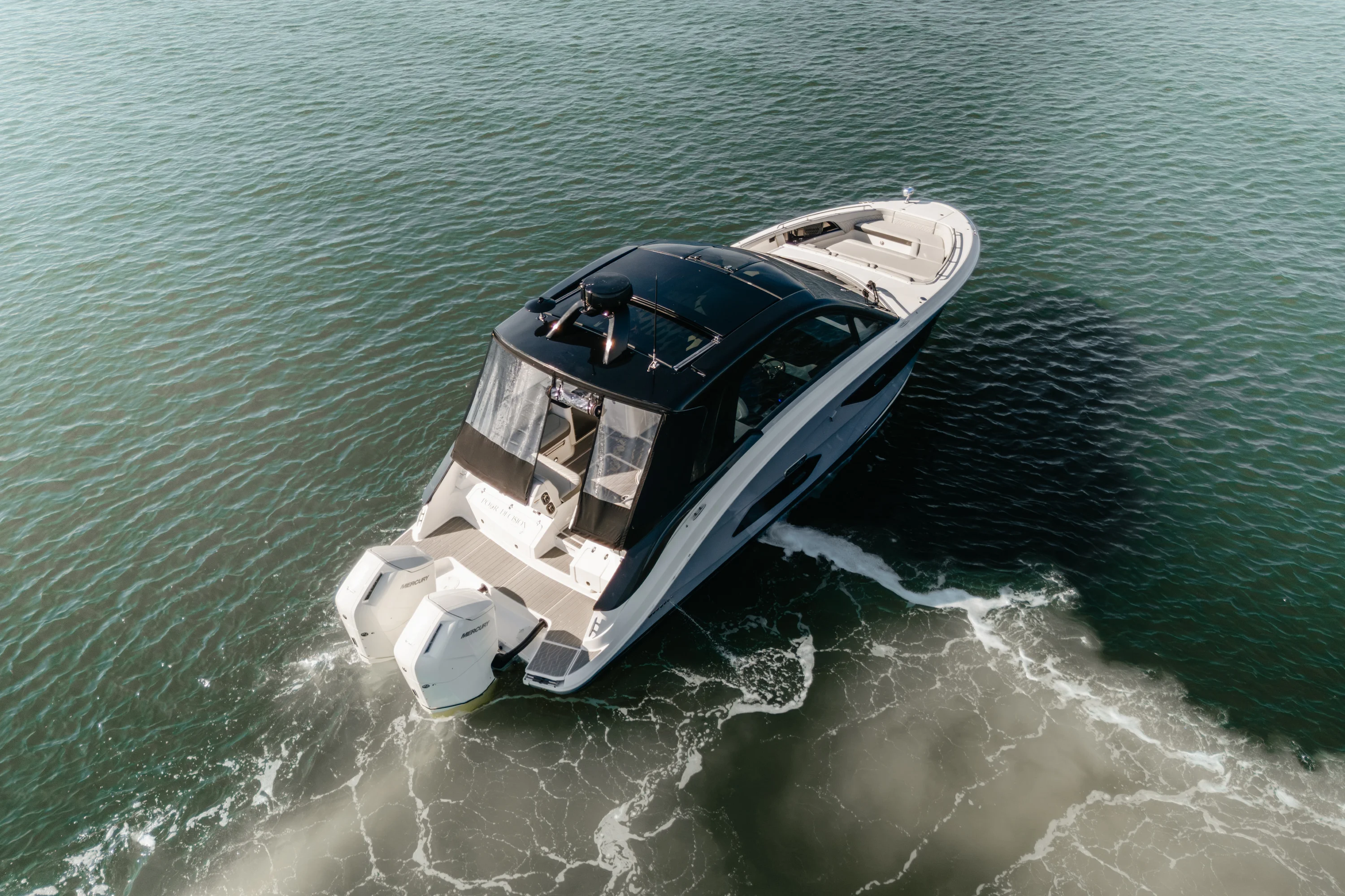 2023 Sea Ray 370 Sundancer Image Thumbnail #2