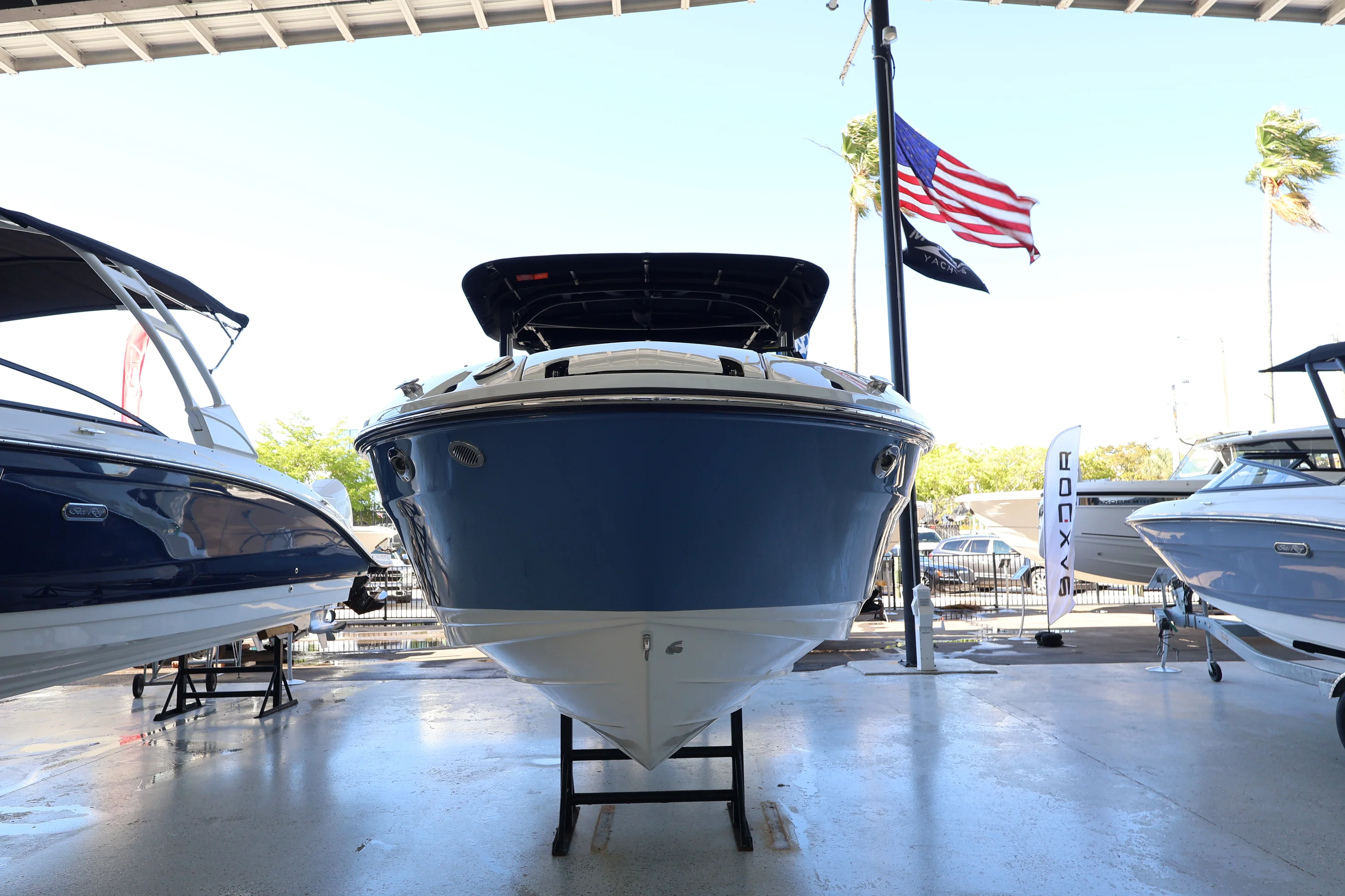 2026 Sea Ray SLX 260 Outboard Image Thumbnail #3