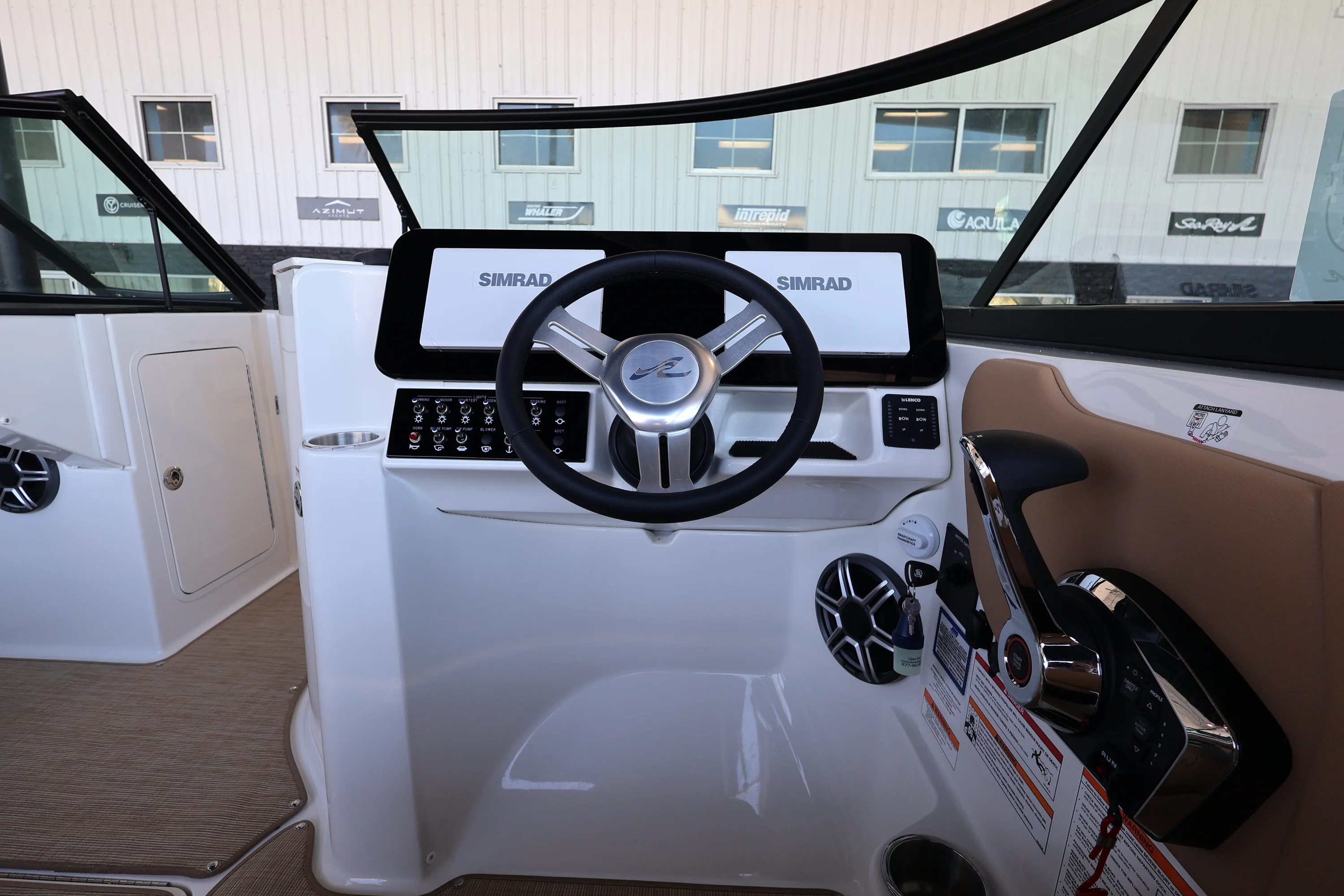 2026 Sea Ray SDX 270 Outboard Image Thumbnail #18