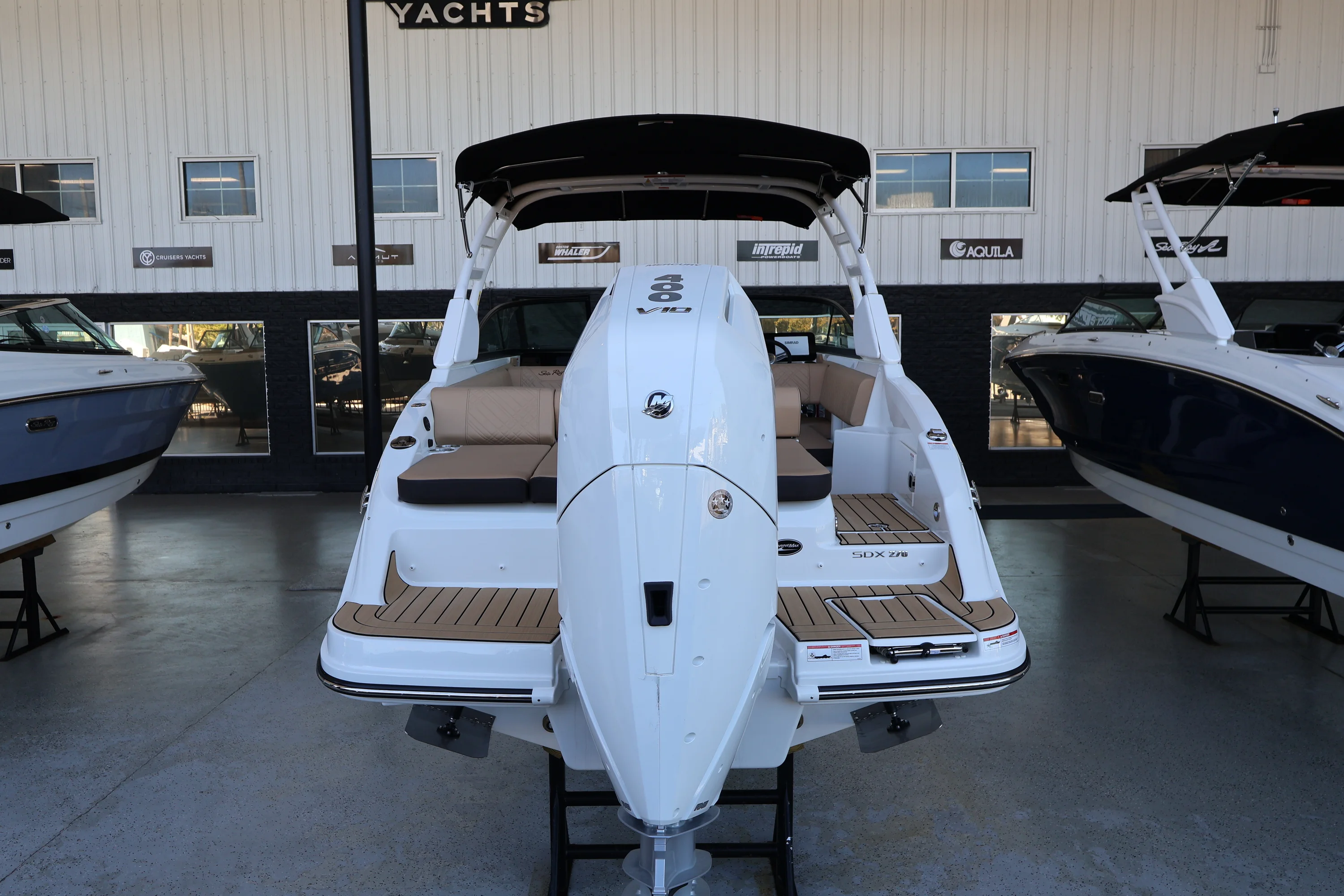 2026 Sea Ray SDX 270 Outboard Image Thumbnail #3