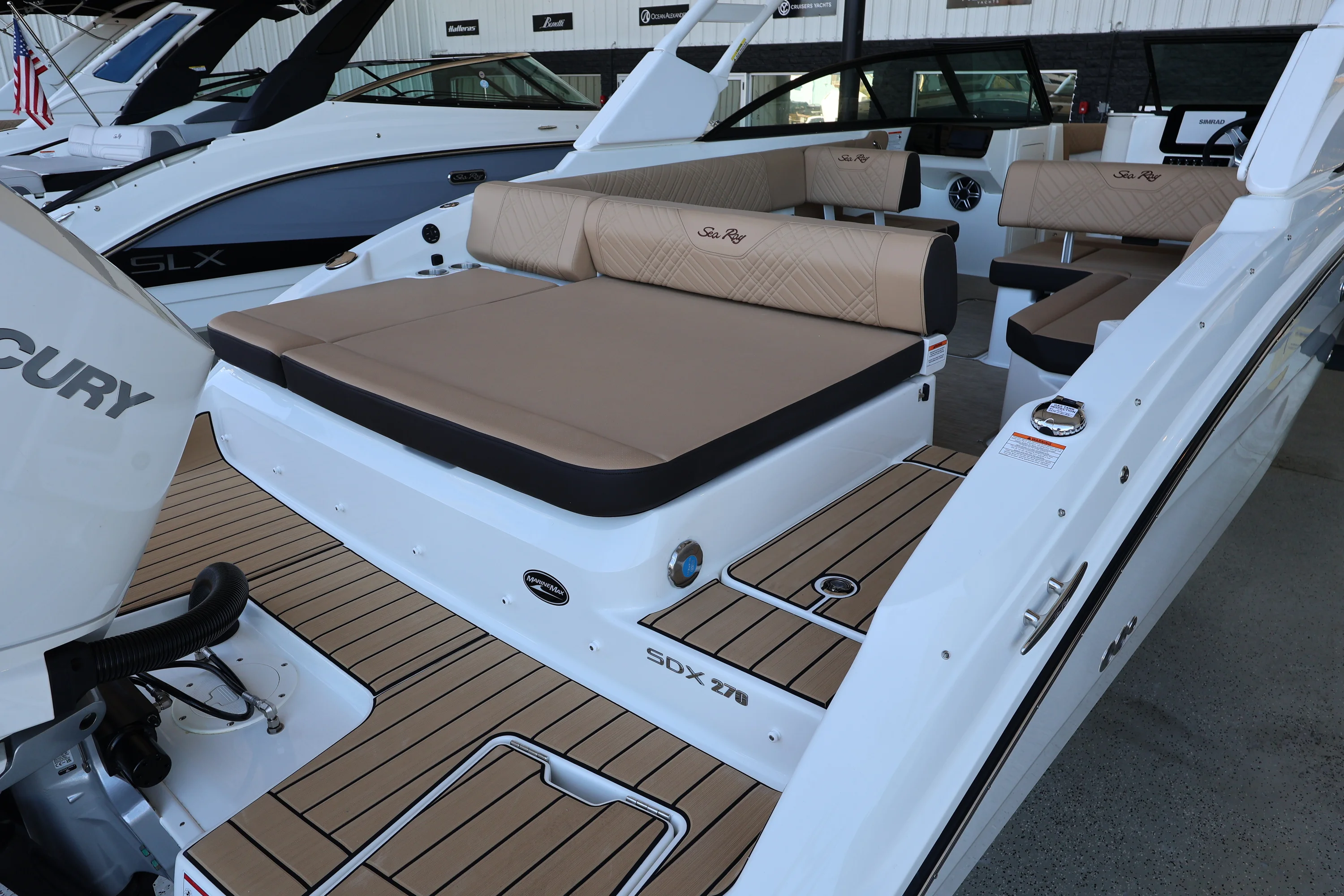 2026 Sea Ray SDX 270 Outboard Image Thumbnail #9