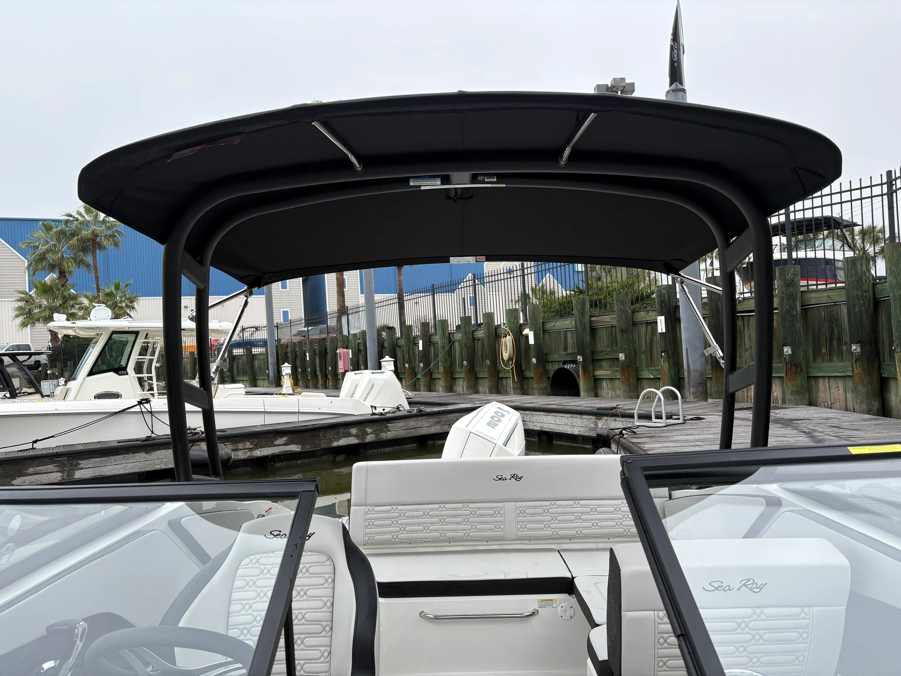 2026 Sea Ray SPX 210 Outboard Image Thumbnail #16