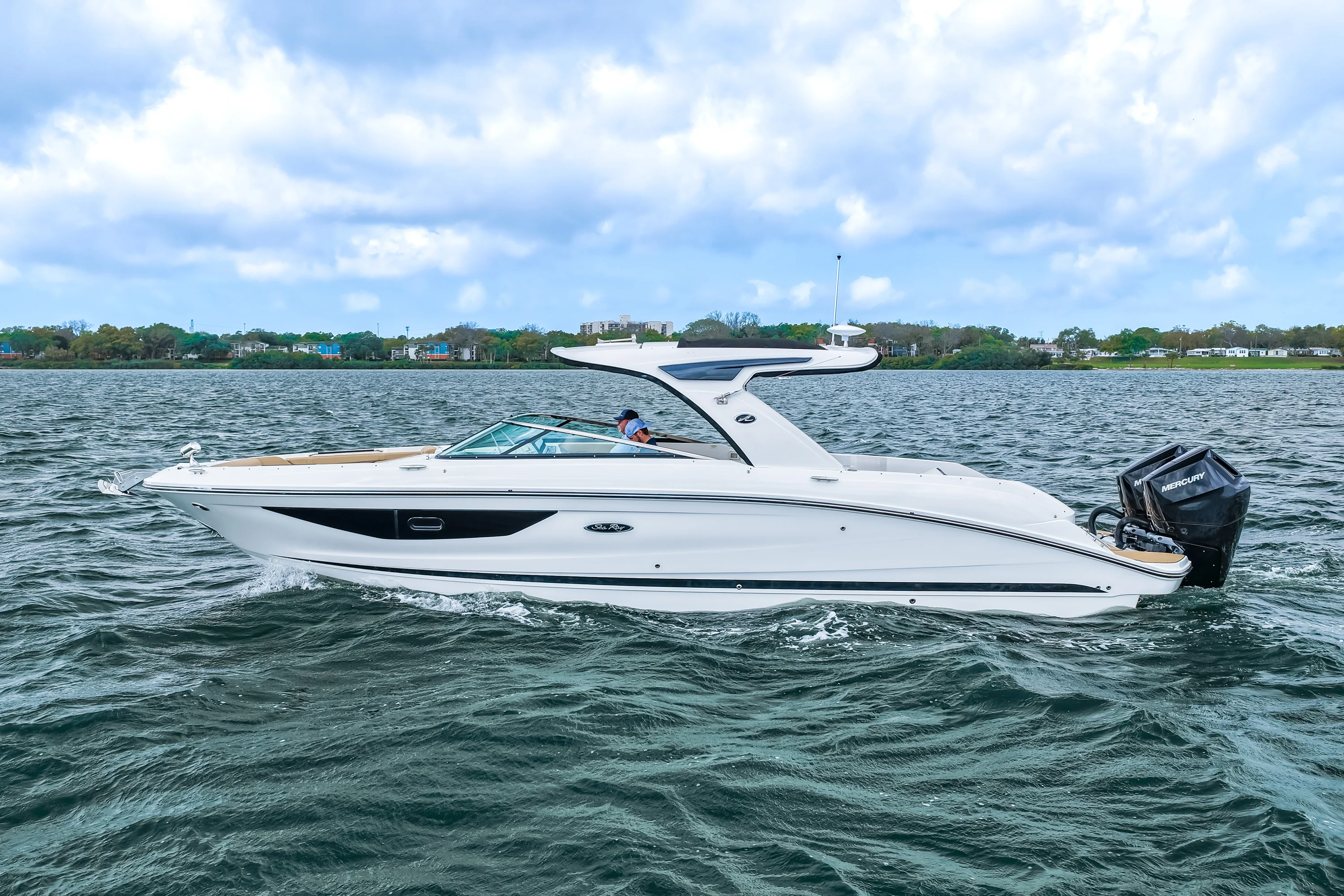 2026 Sea Ray SLX 350 Outboard Image Thumbnail #10