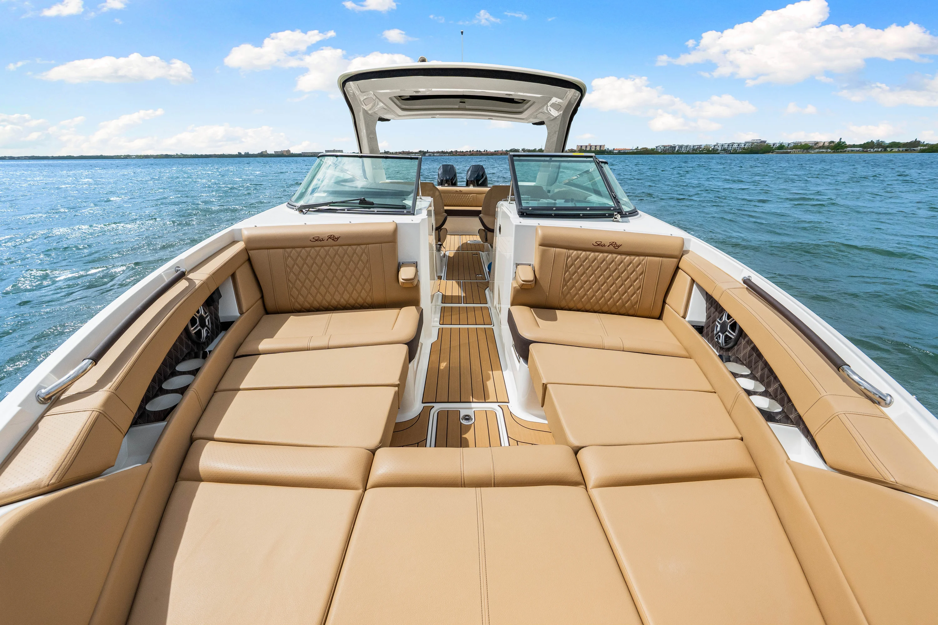 2026 Sea Ray SLX 350 Outboard Image Thumbnail #43