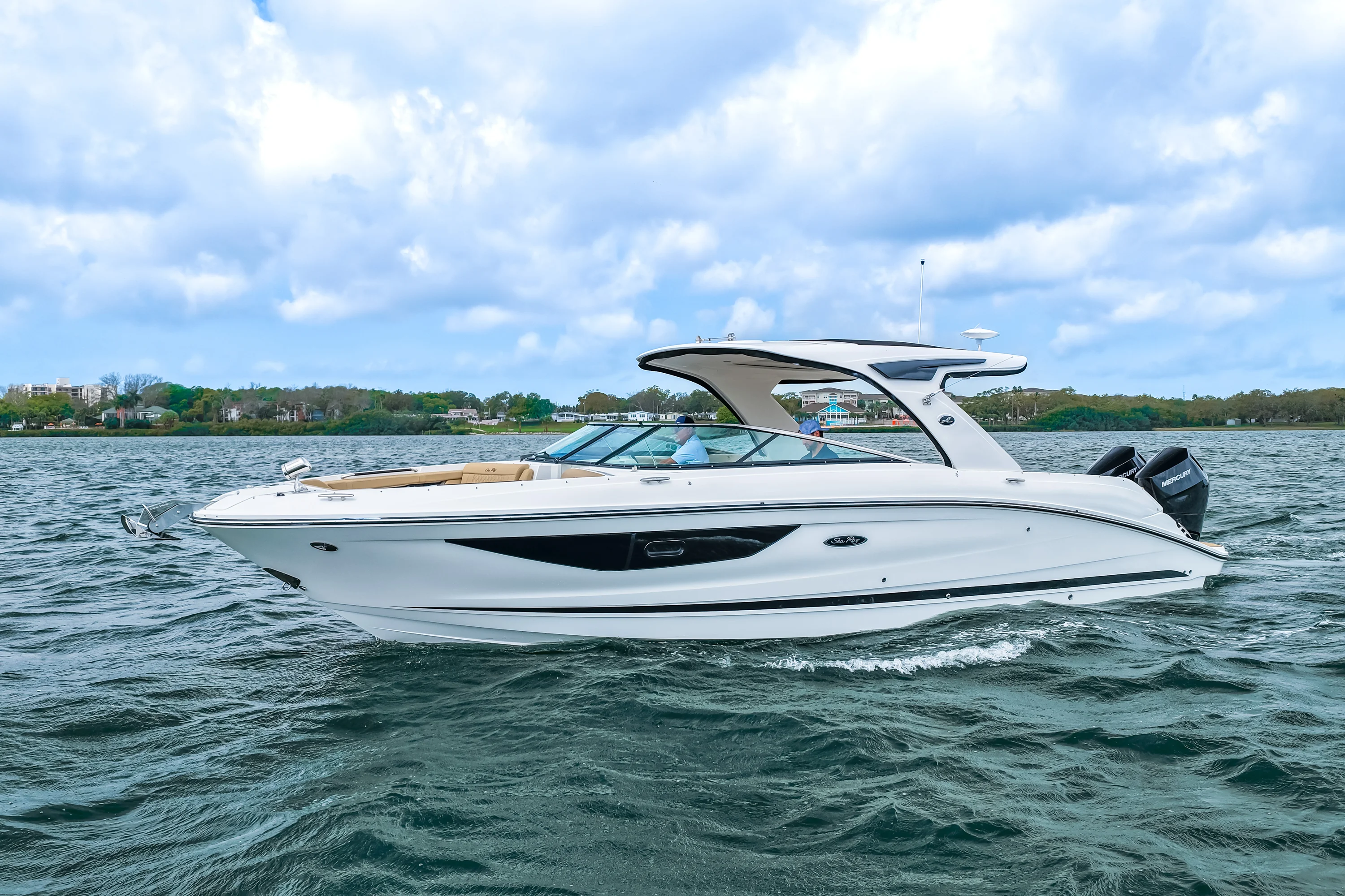 2026 Sea Ray SLX 350 Outboard Image Thumbnail #1