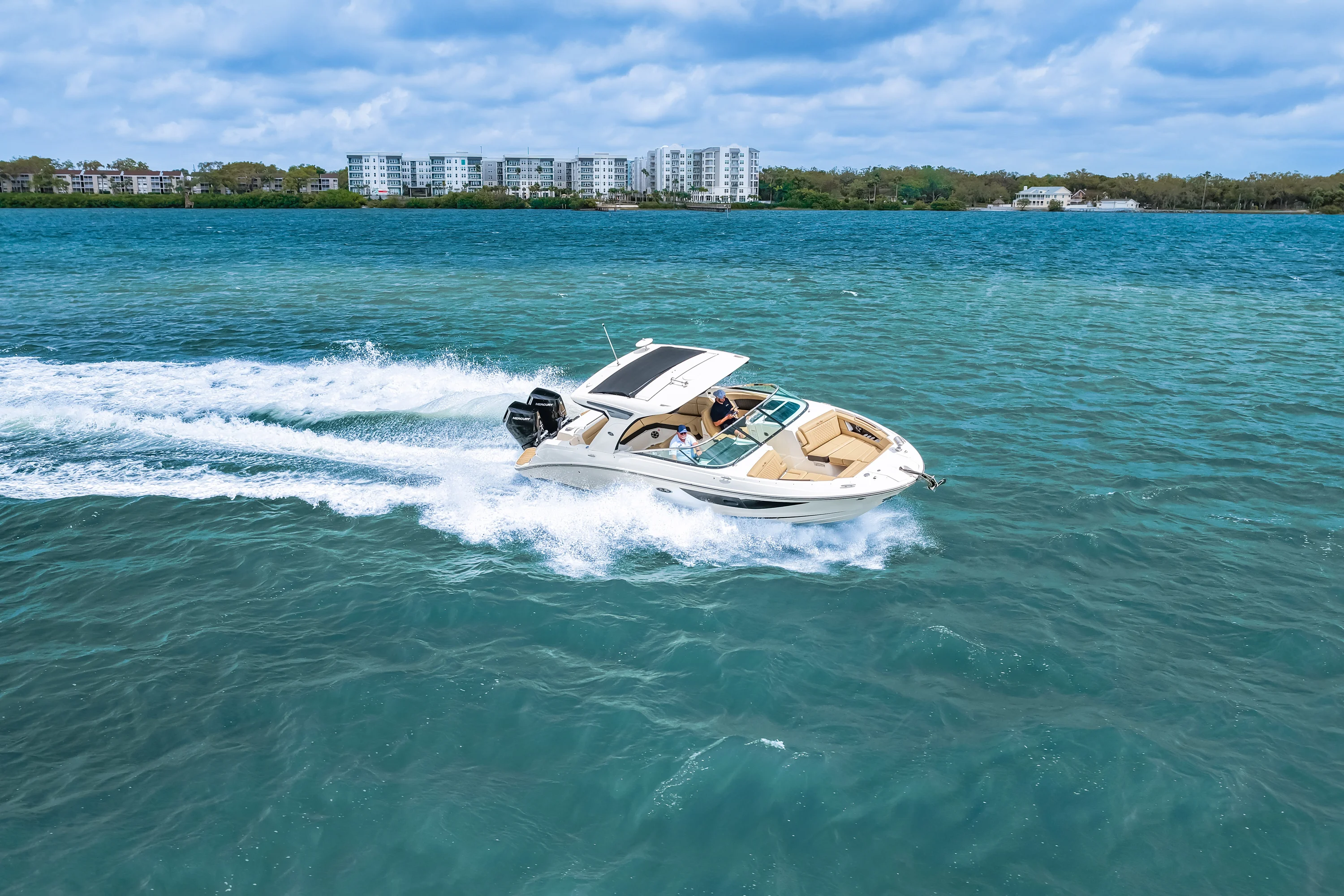 2026 Sea Ray SLX 350 Outboard Image Thumbnail #19