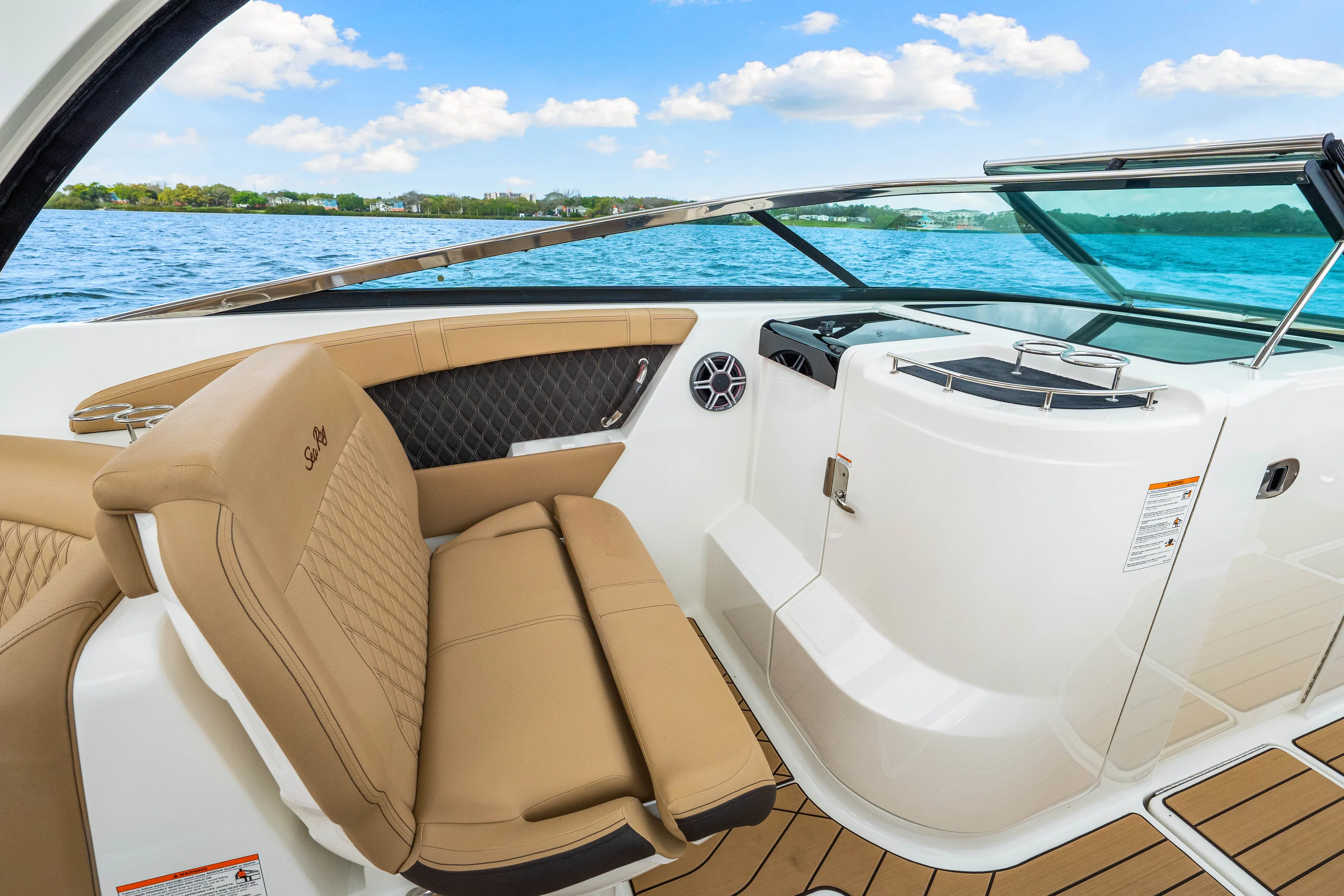 2026 Sea Ray SLX 350 Outboard Image Thumbnail #34