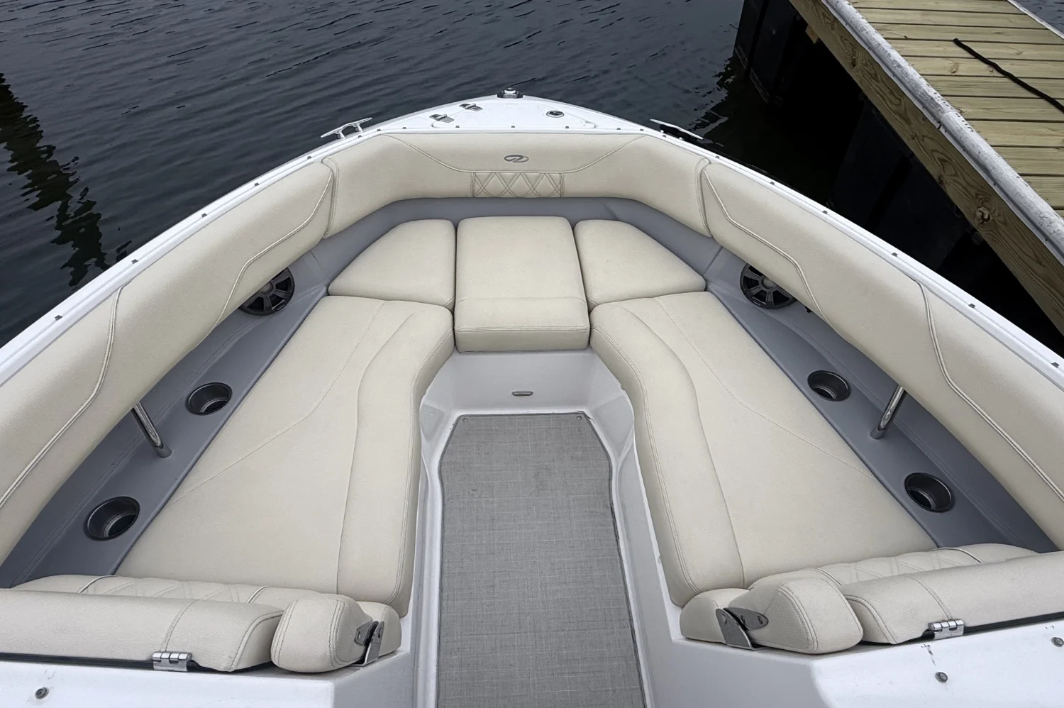 2020 Regal LX4 Image Thumbnail #18