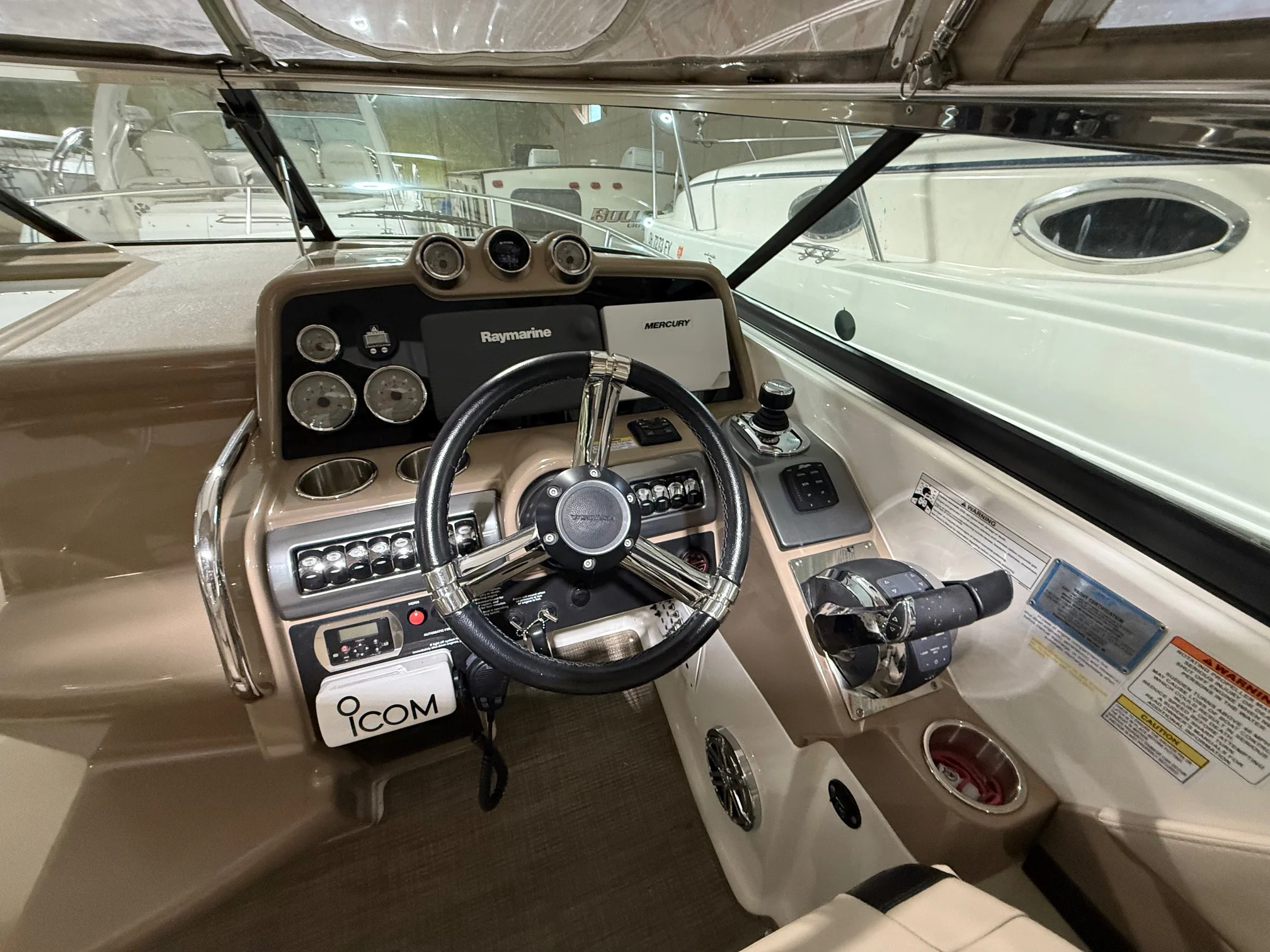 2015 Formula 310 SS Image Thumbnail #4