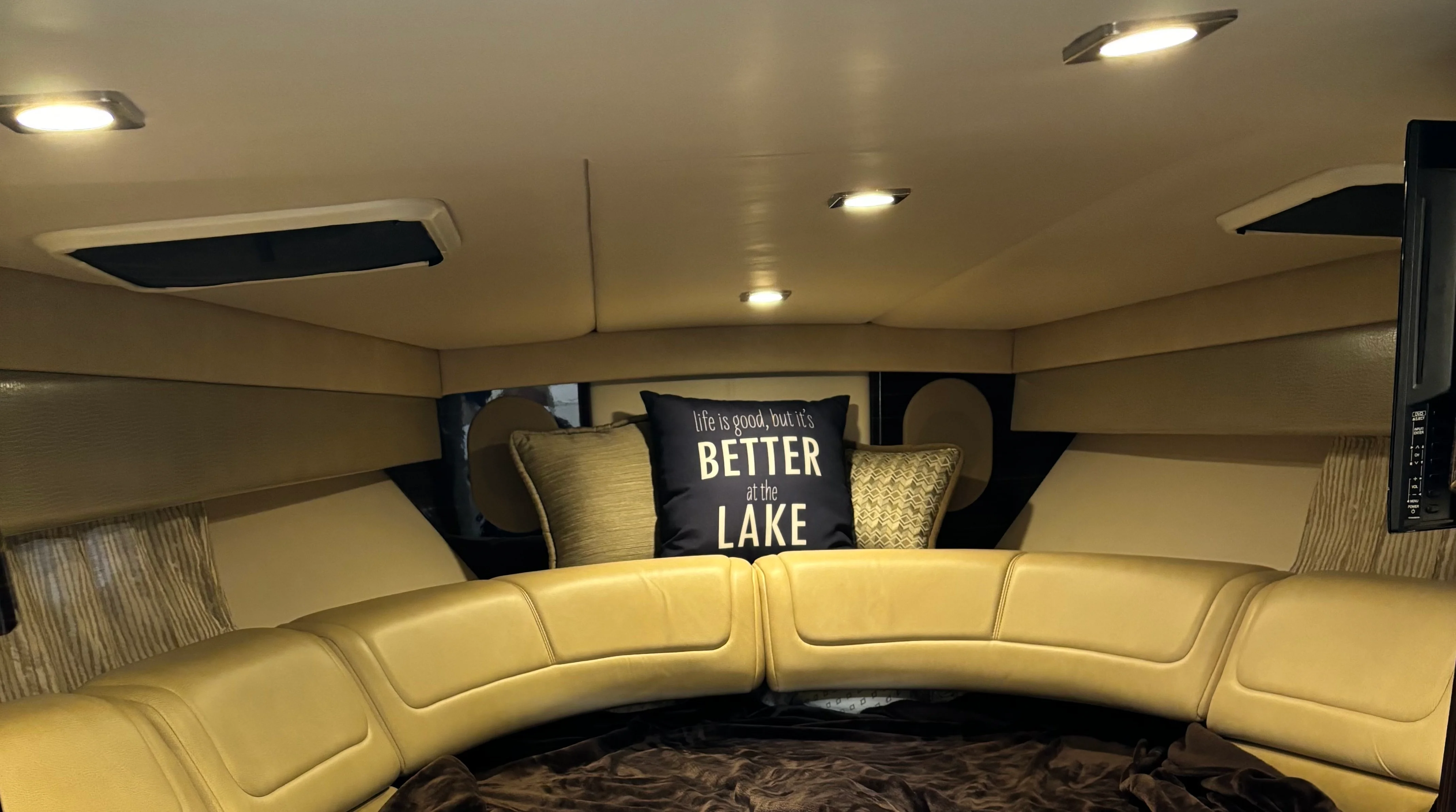 2015 Formula 310 SS Image Thumbnail #7