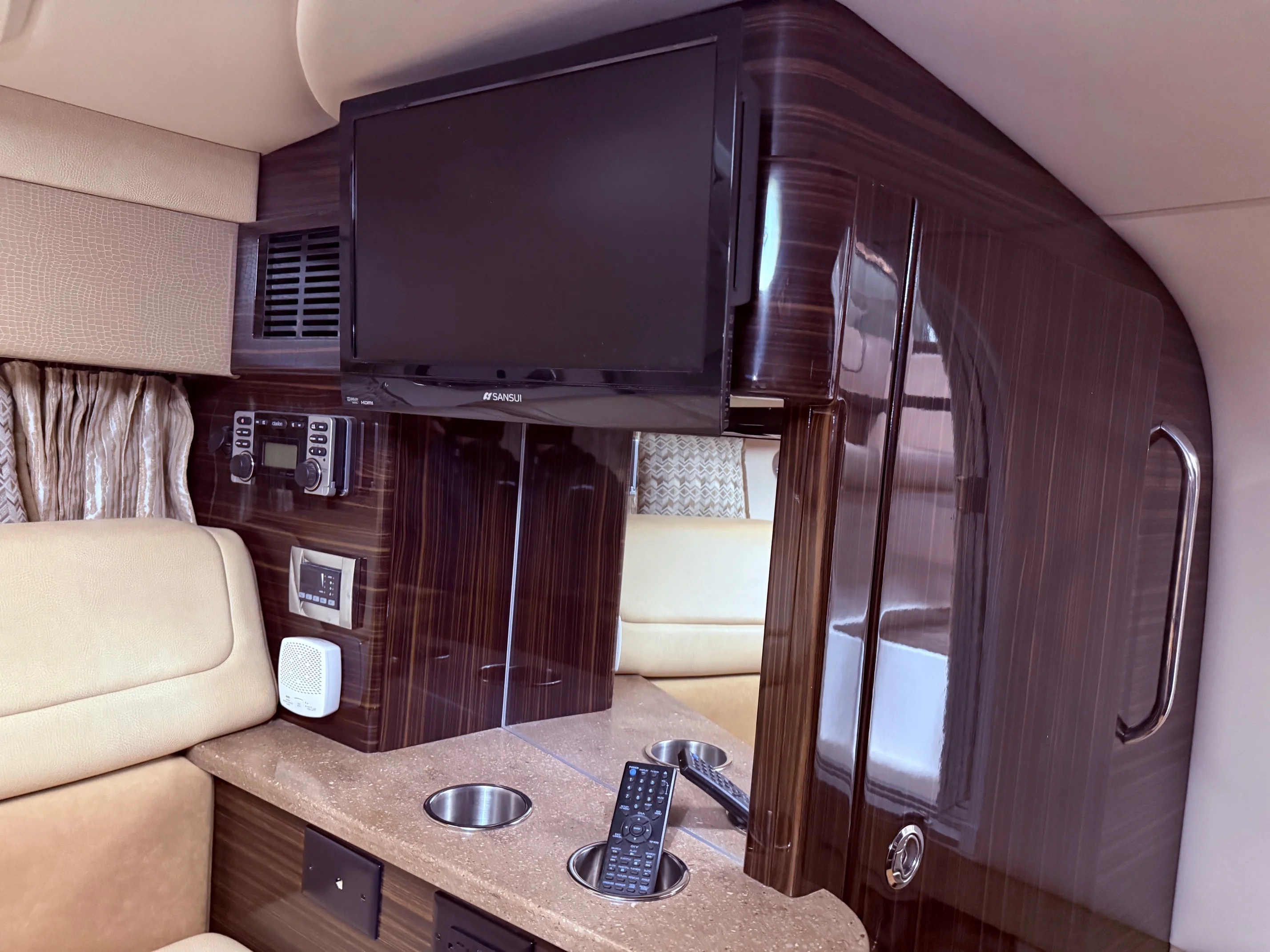 2015 Formula 310 SS Image Thumbnail #21