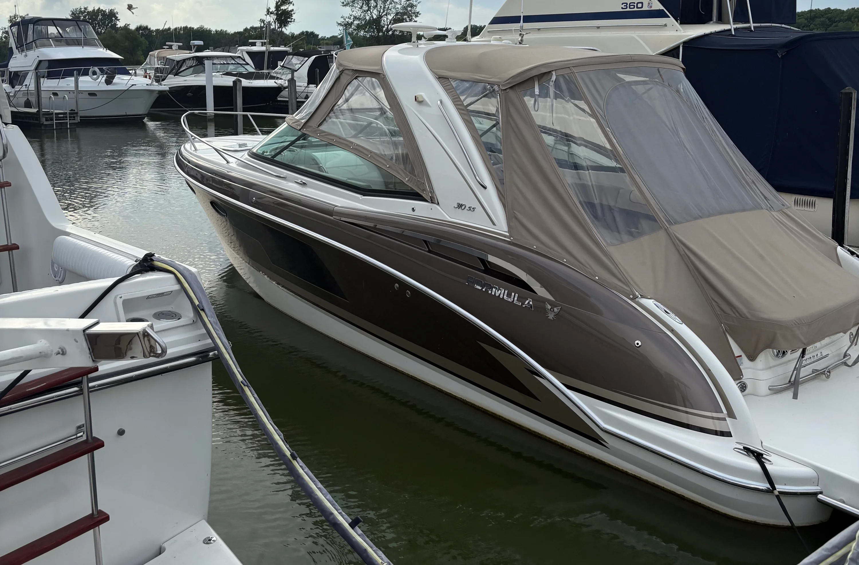 2015 Formula 310 SS Image Thumbnail #3