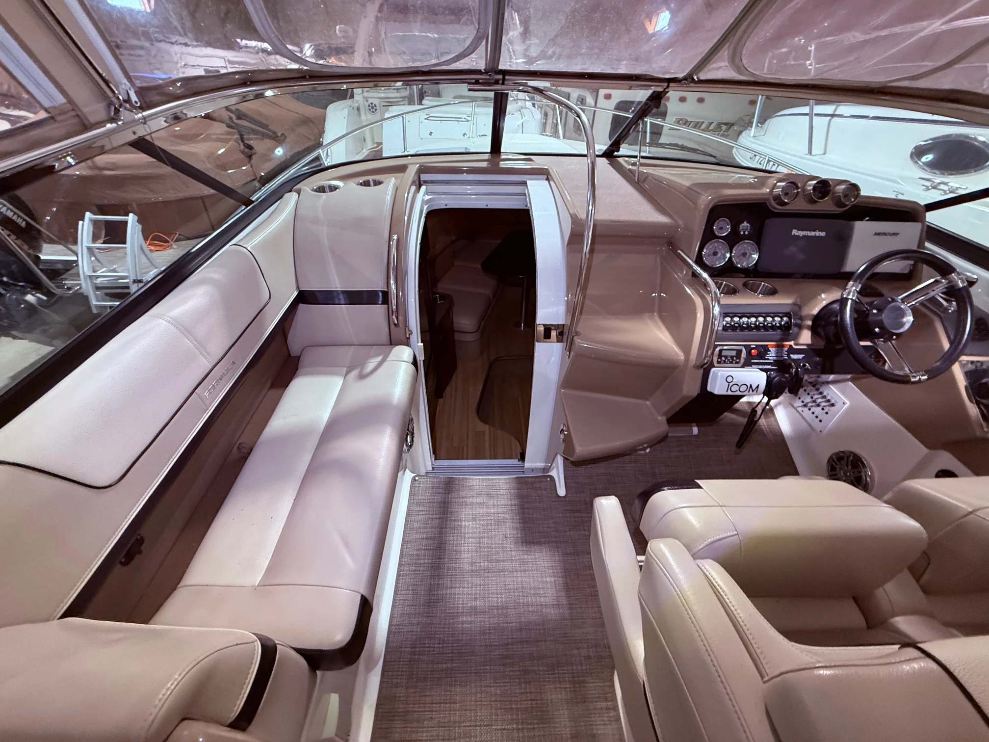 2015 Formula 310 SS Image Thumbnail #5