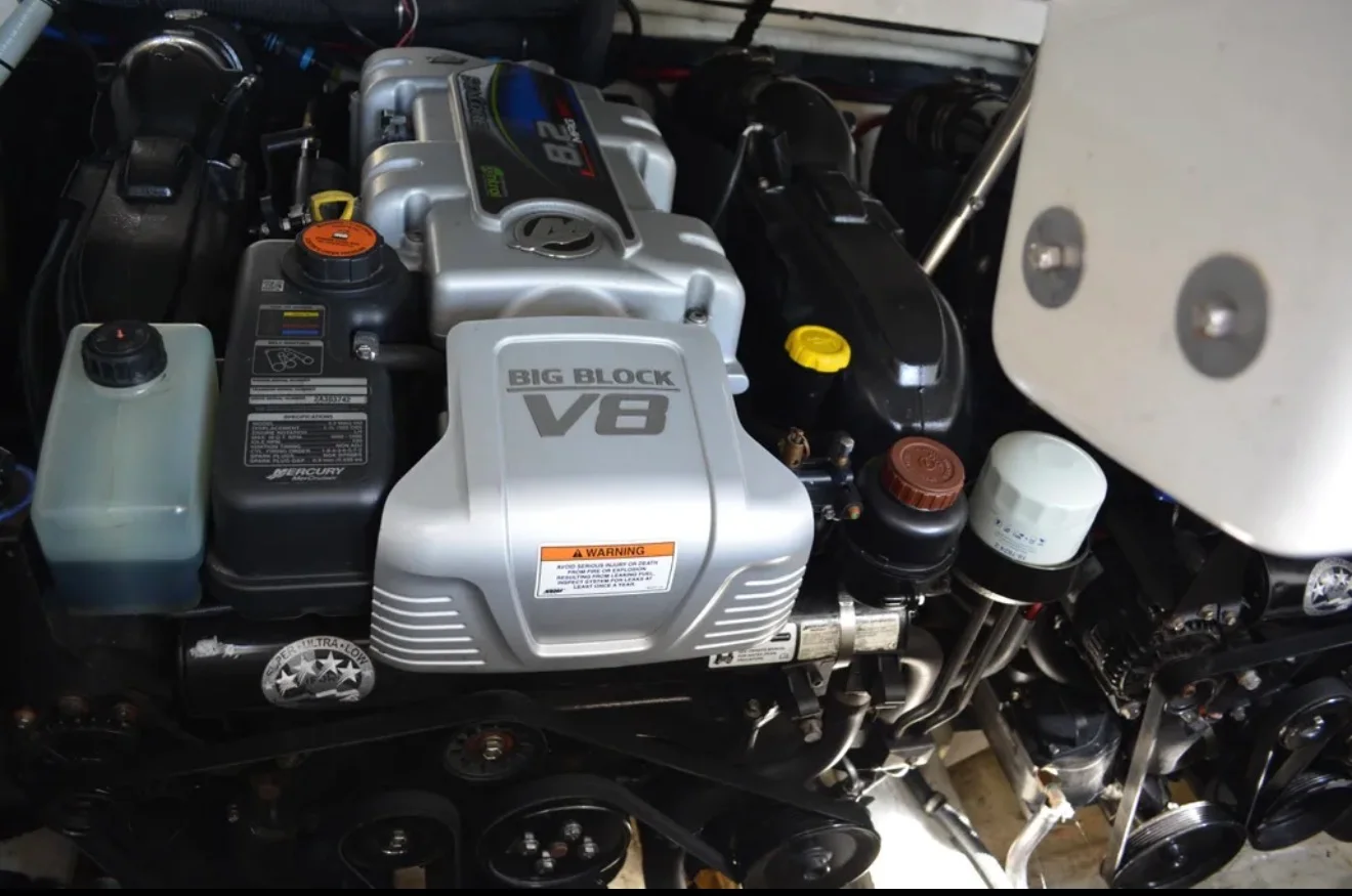 2015 Formula 310 SS Image Thumbnail #10