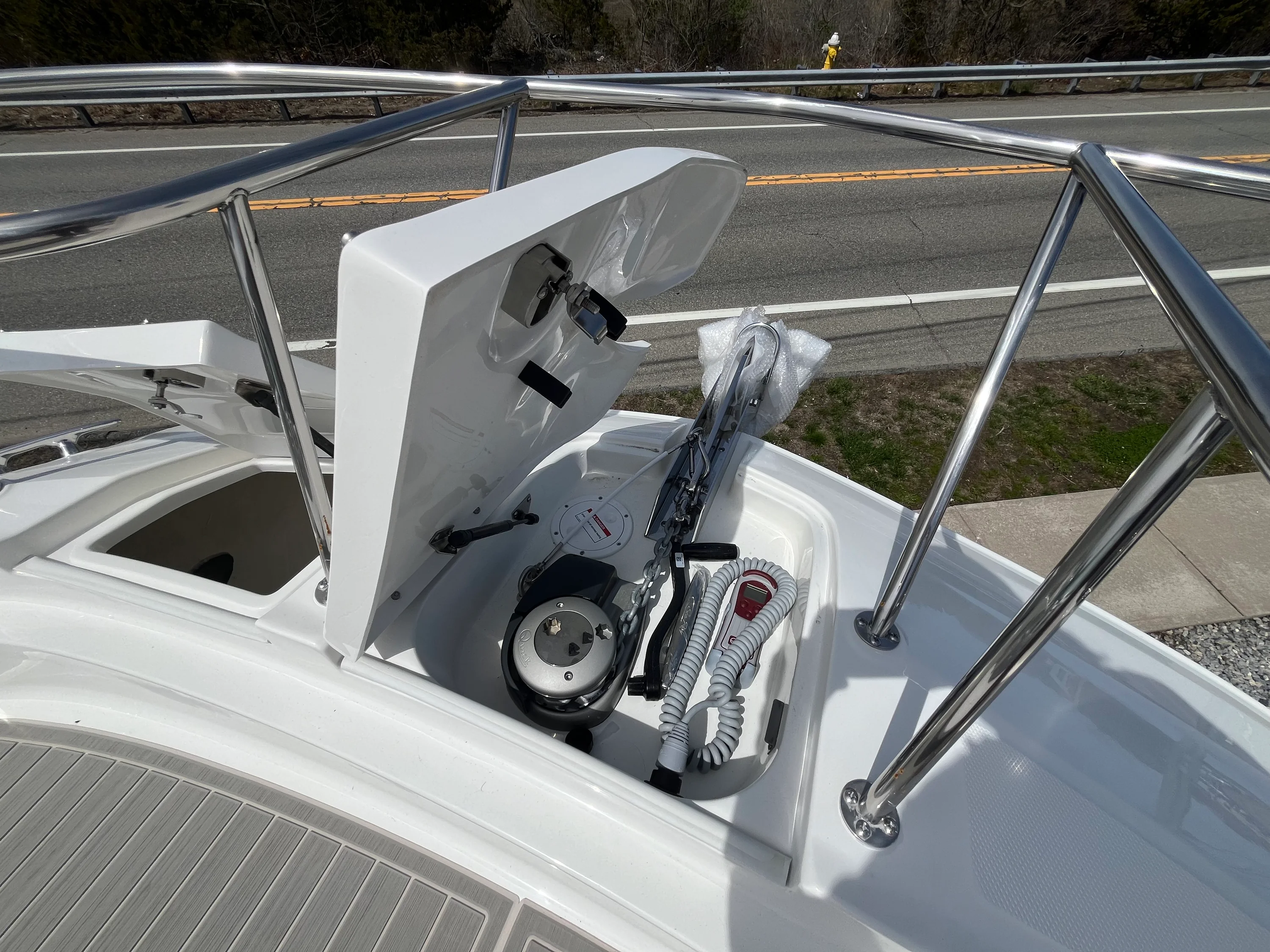 2026 Sea Ray Sundancer 320 Outboard Image Thumbnail #34