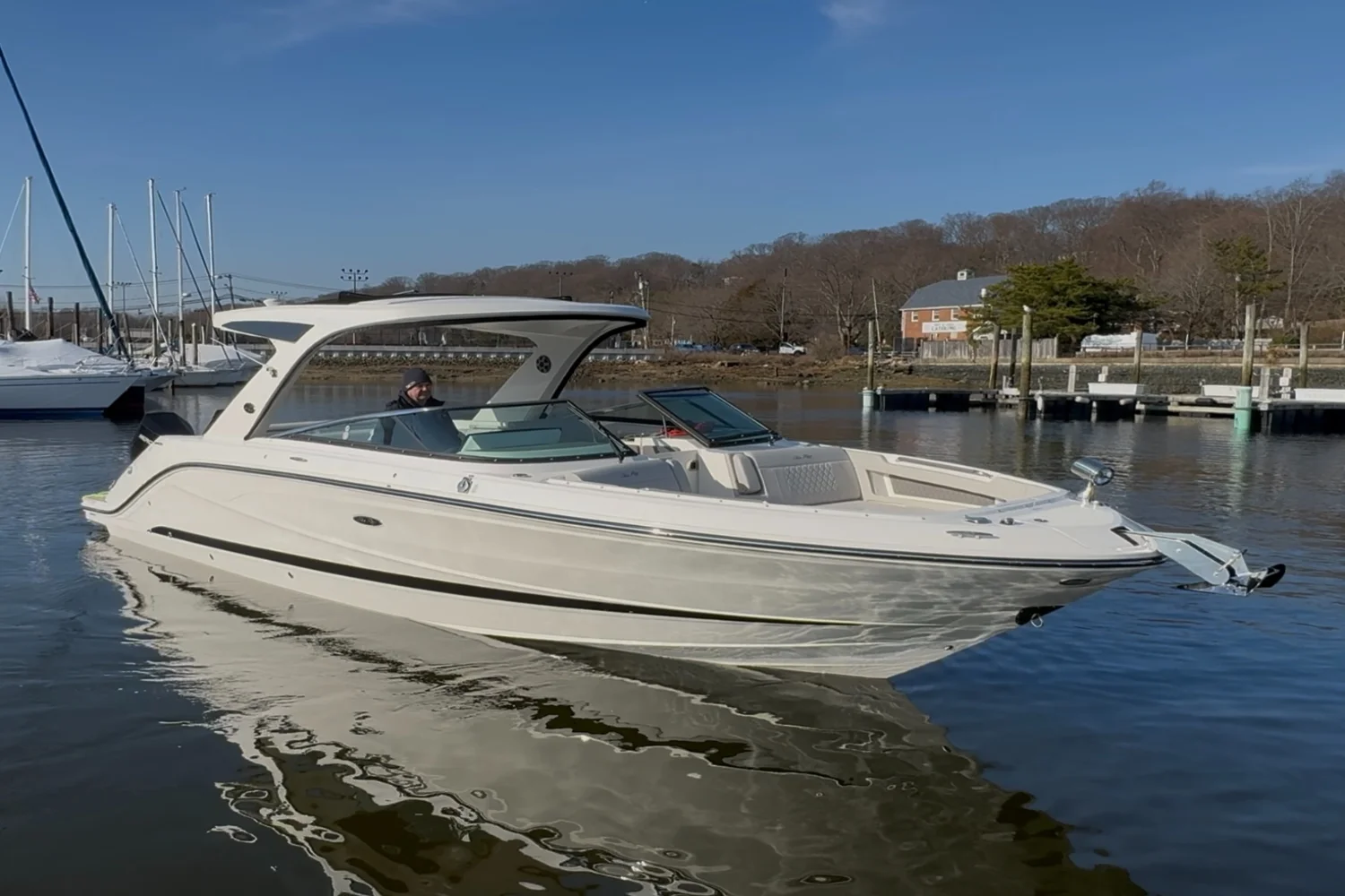 2026 Sea Ray SLX 310 Outboard Image Thumbnail #3