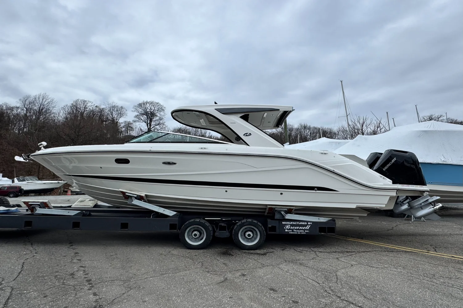 2026 Sea Ray SLX 310 Outboard Image Thumbnail #49