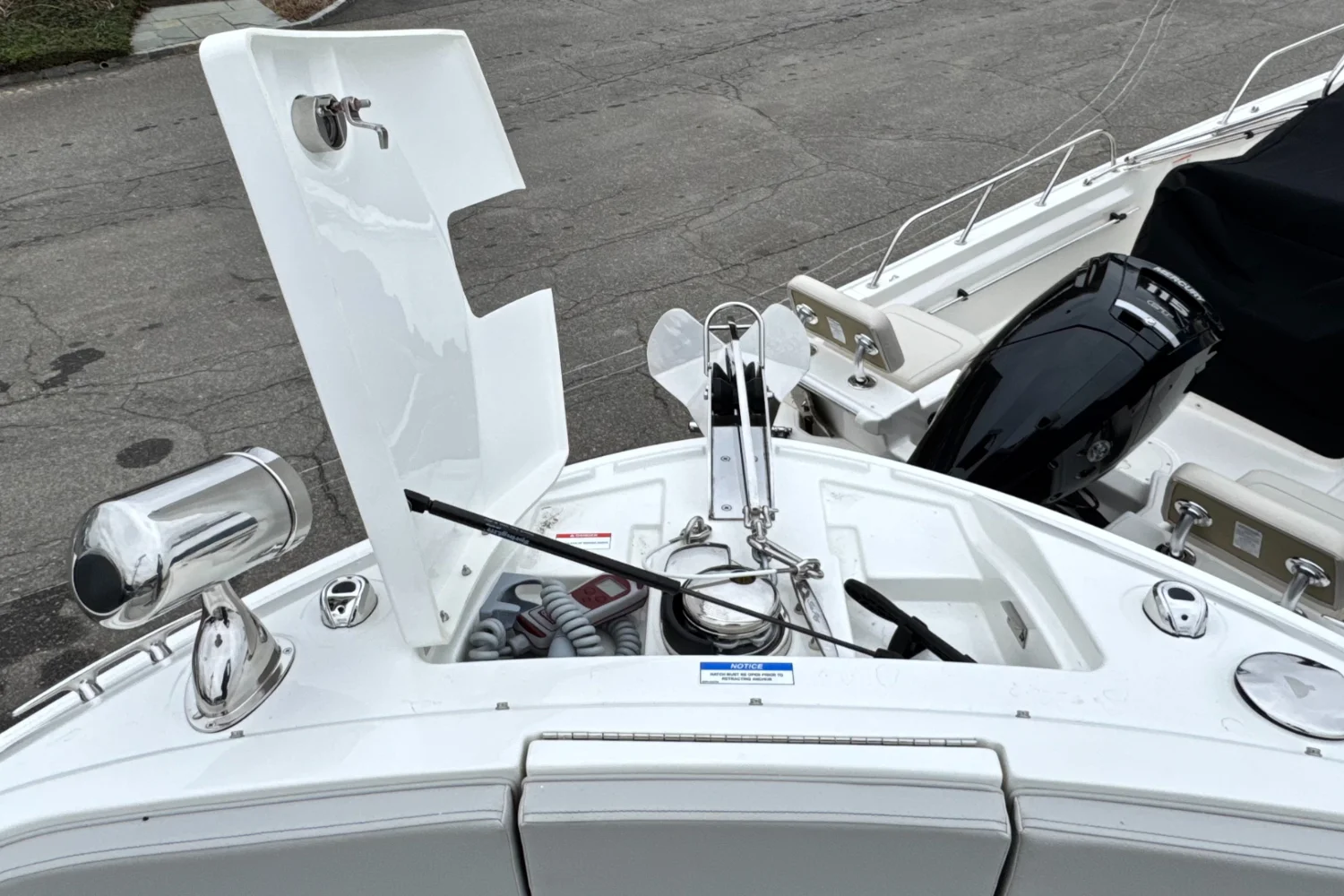 2026 Sea Ray SLX 310 Outboard Image Thumbnail #46